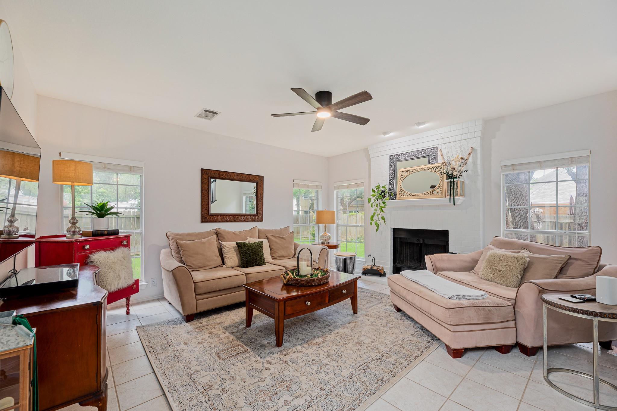 1503 Warren CV — photo 5