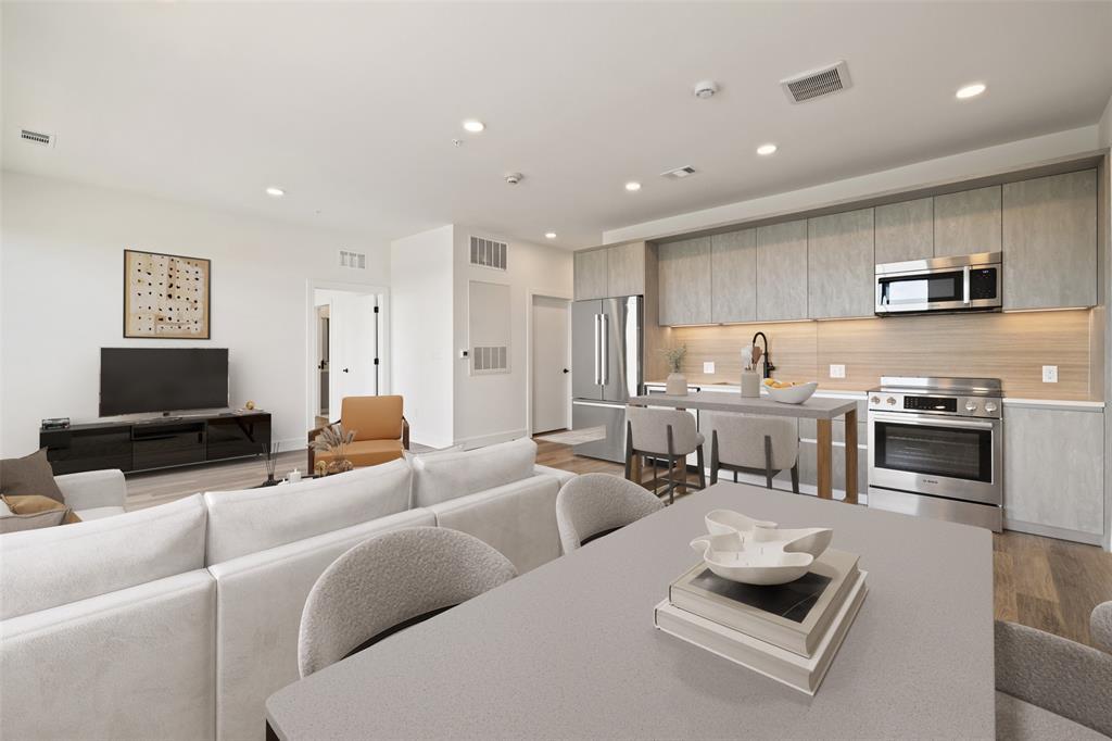 4315 Congress Ave #332 — photo 4