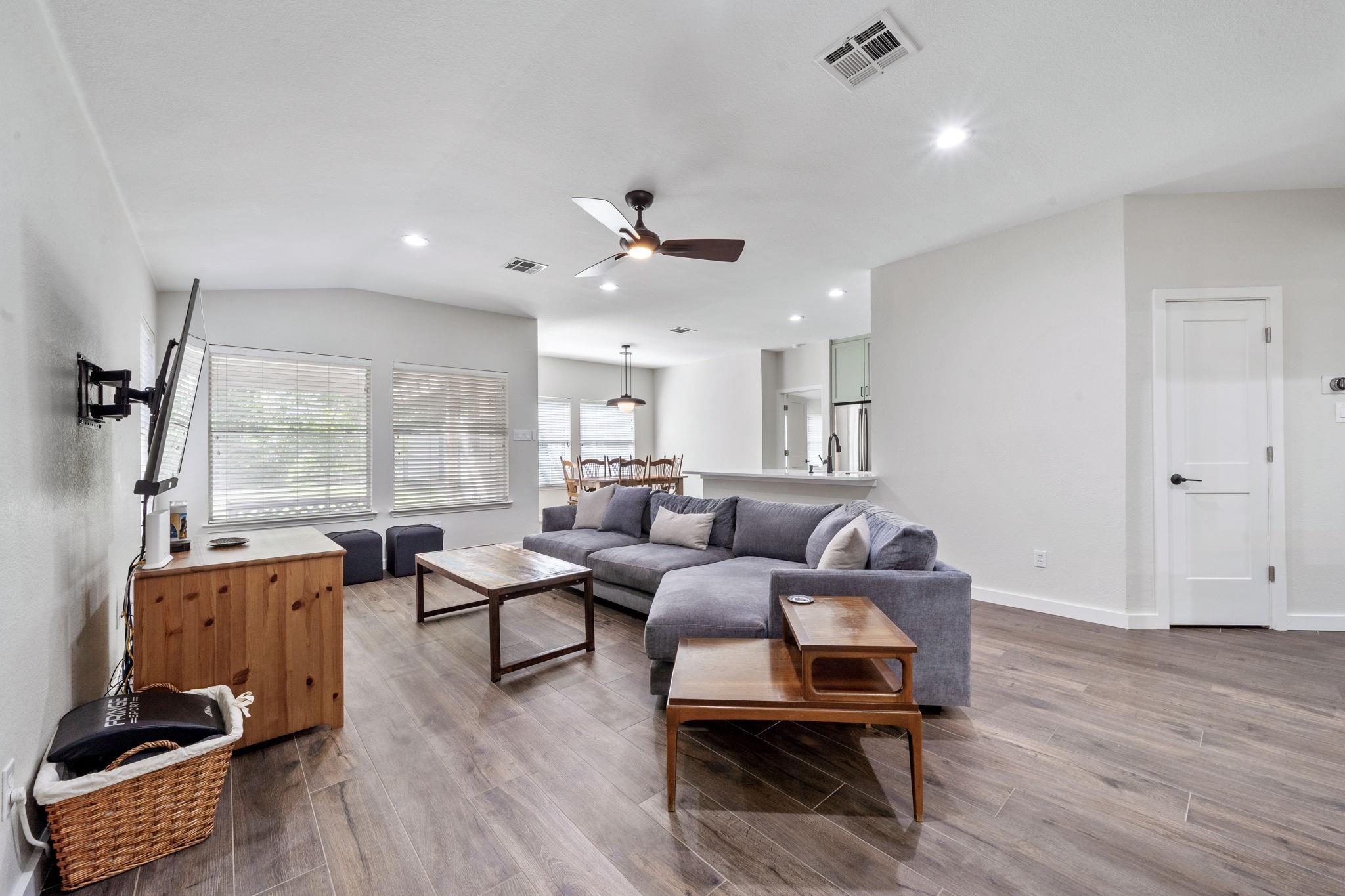8809 Corran Ferry DR — photo 4