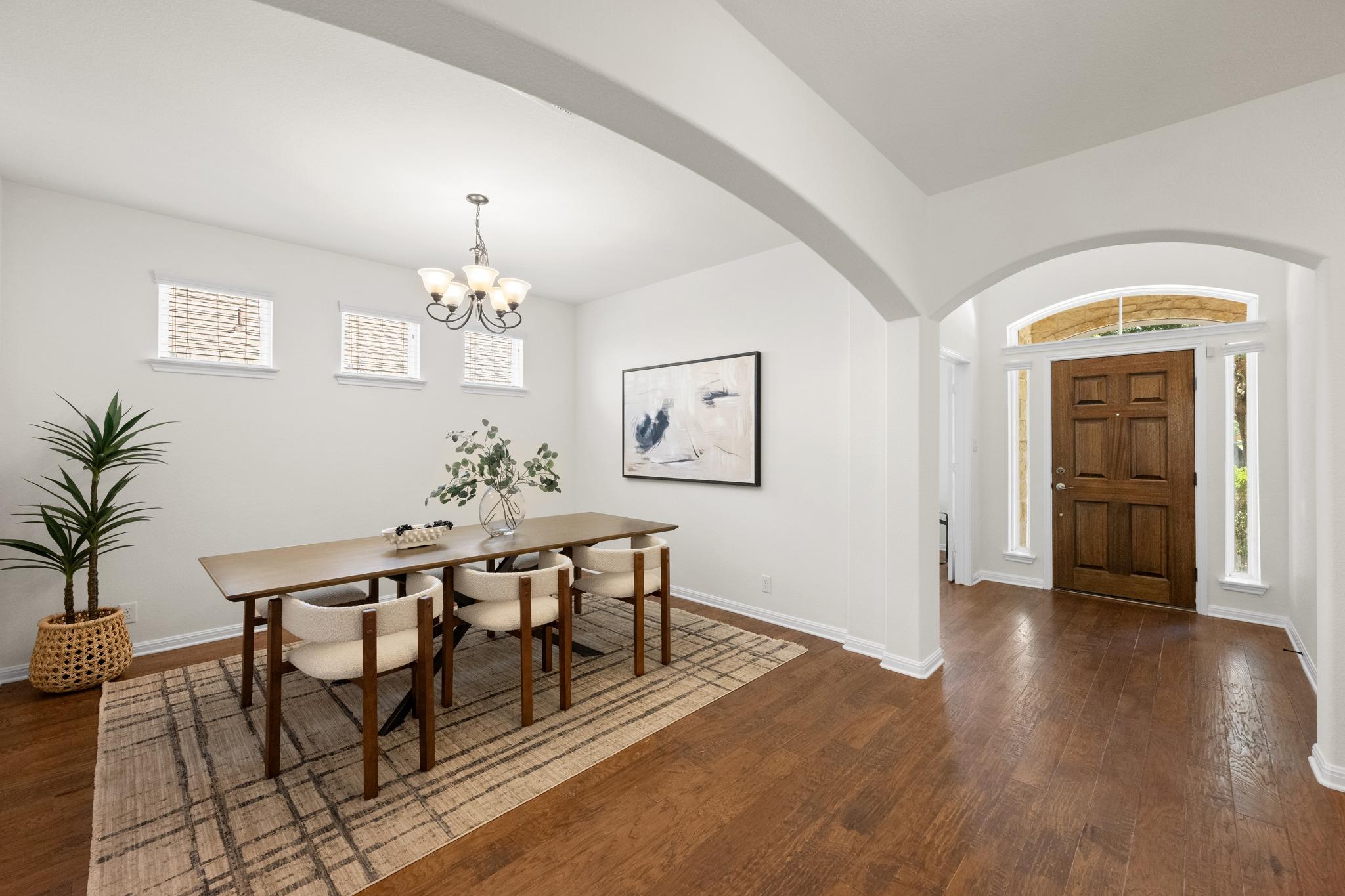 608 Royal Burgess DR — photo 3