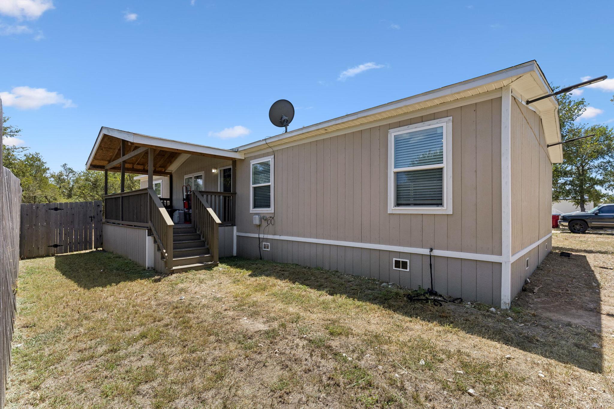 135 Plumeria DR — photo 3