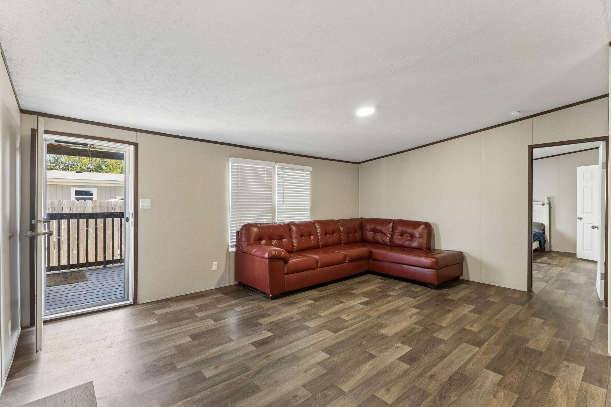 135 Plumeria DR — photo 4