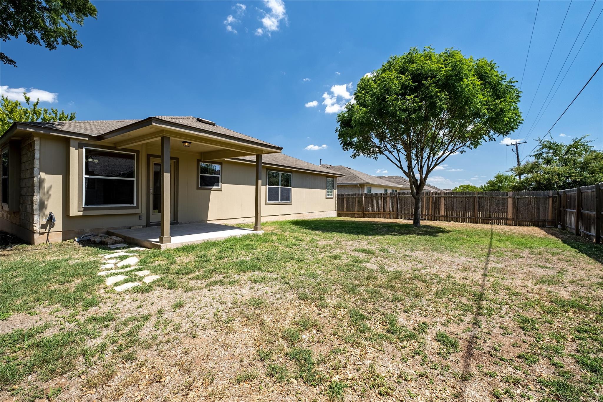 2328 Pearson WAY — photo 4
