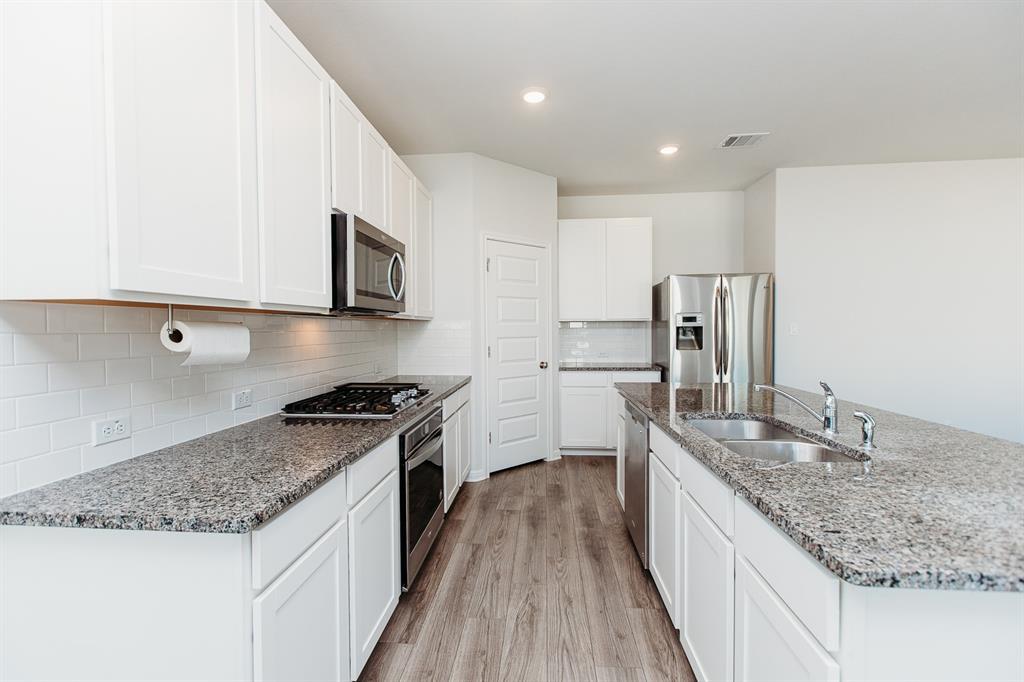 205 Northview LN — photo 4