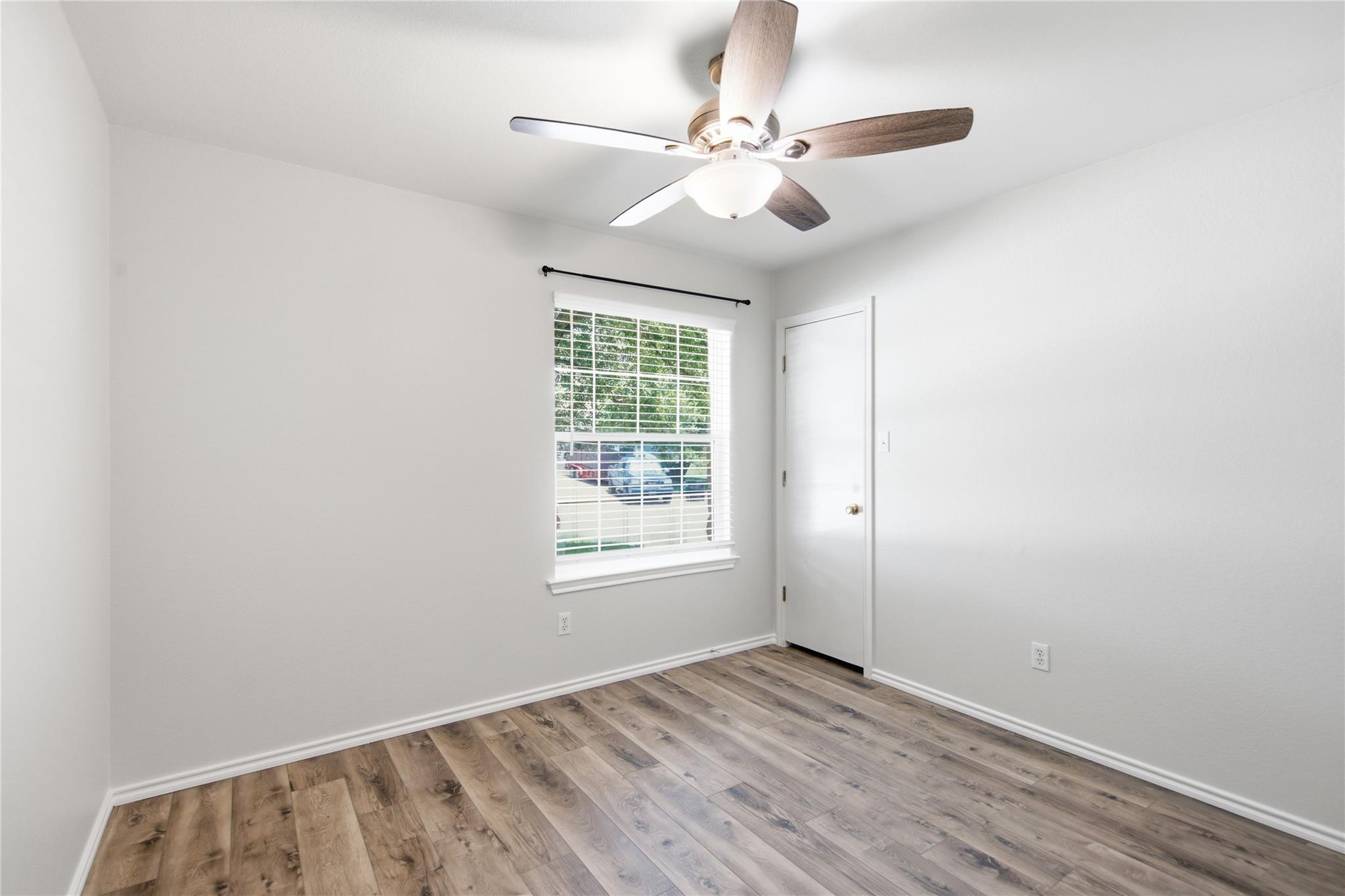 209 Rinehardt ST — photo 4