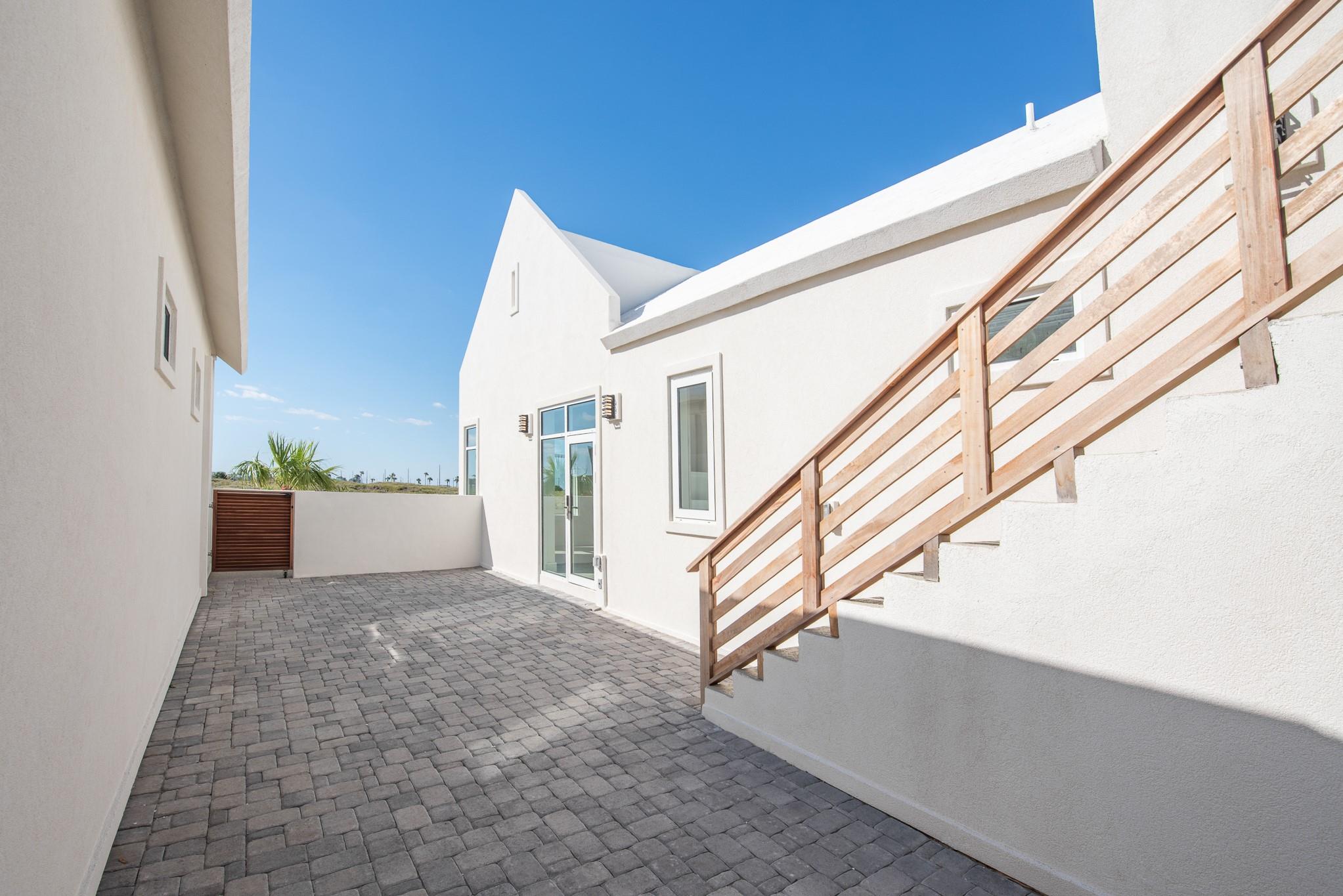 110 Porto Villageo DR — photo 5
