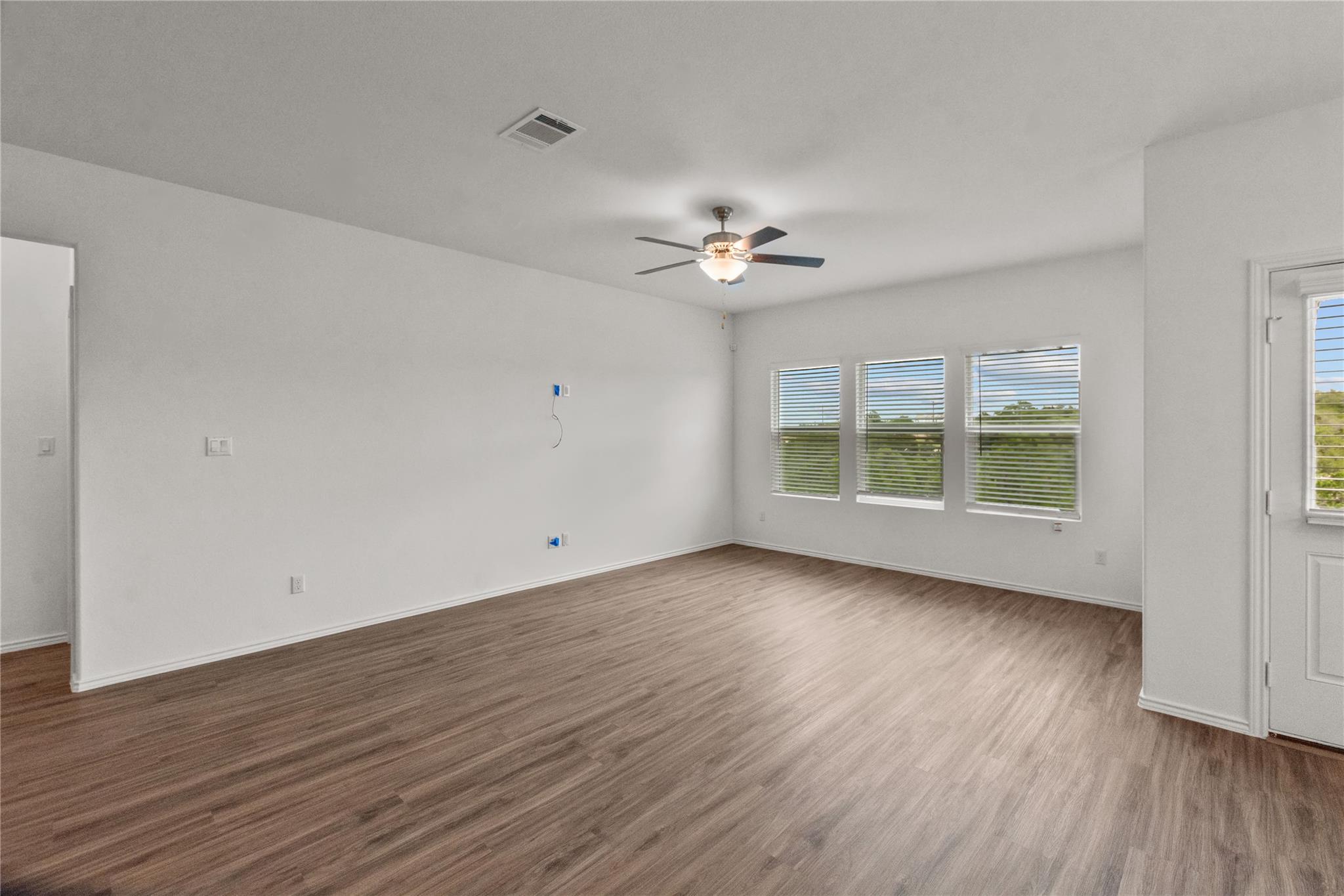 1108 Mallow RD — photo 4