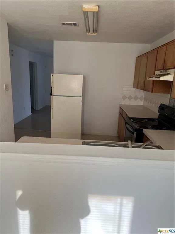 1507 Dugger CIR #C — photo 4