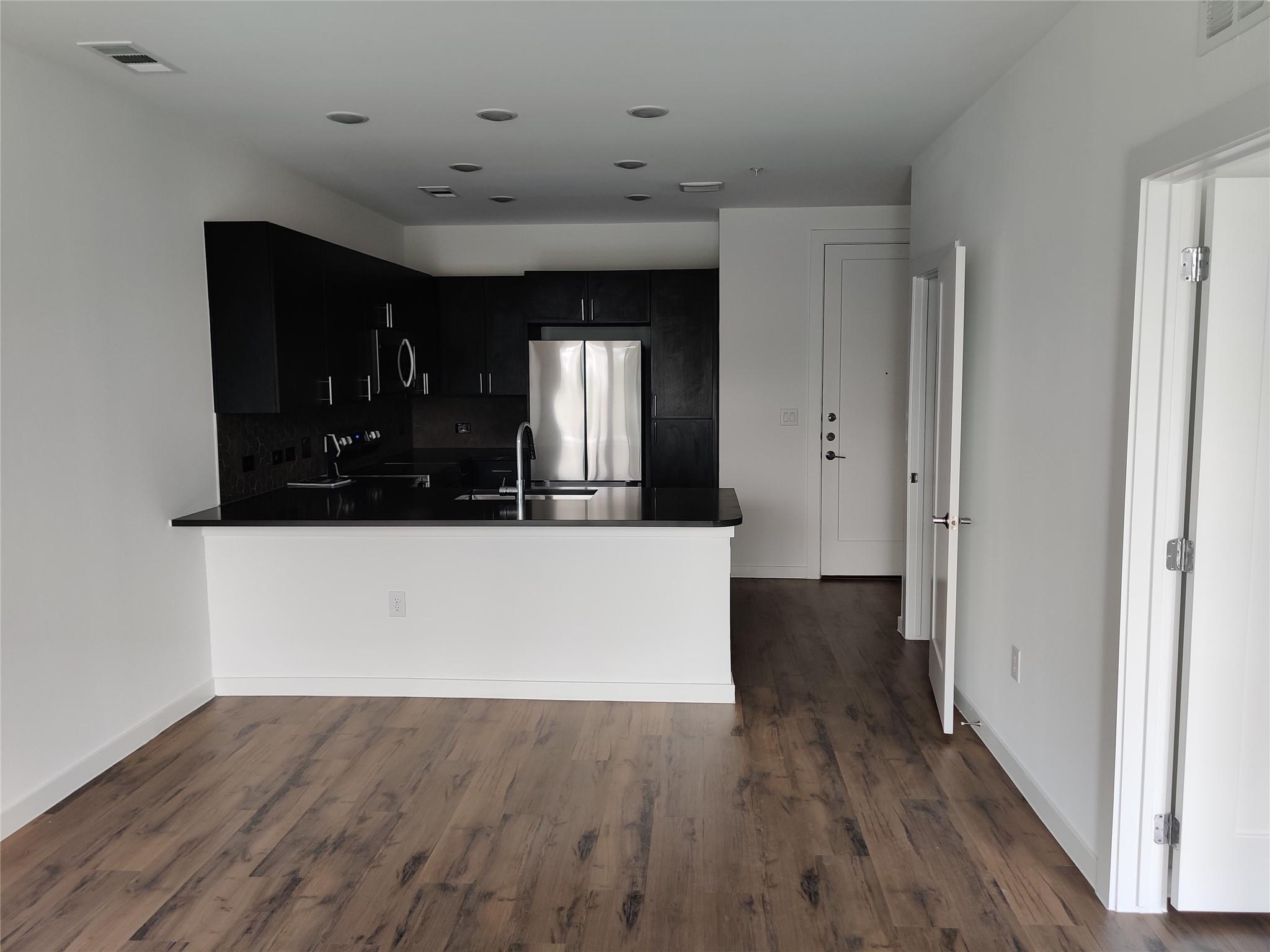 4801 Springdale RD #1102 — photo 3