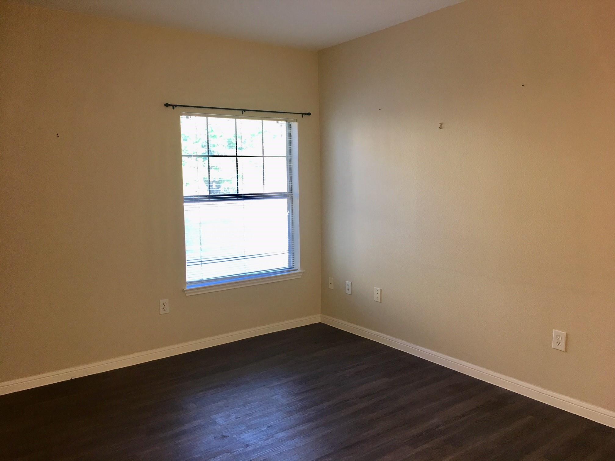2320 Gracy Farms LN #223 — photo 5