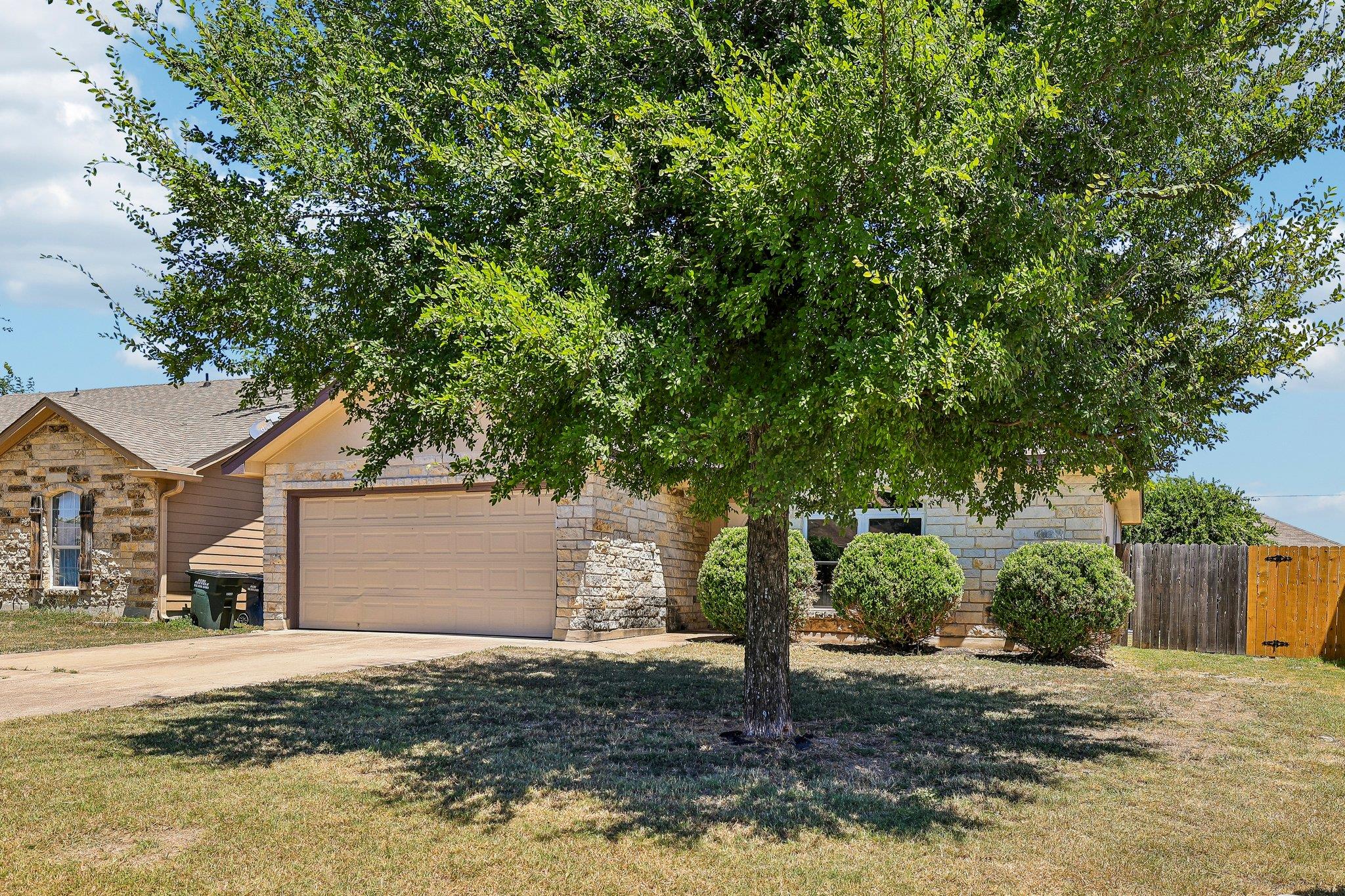 224 Copper LN — photo 3