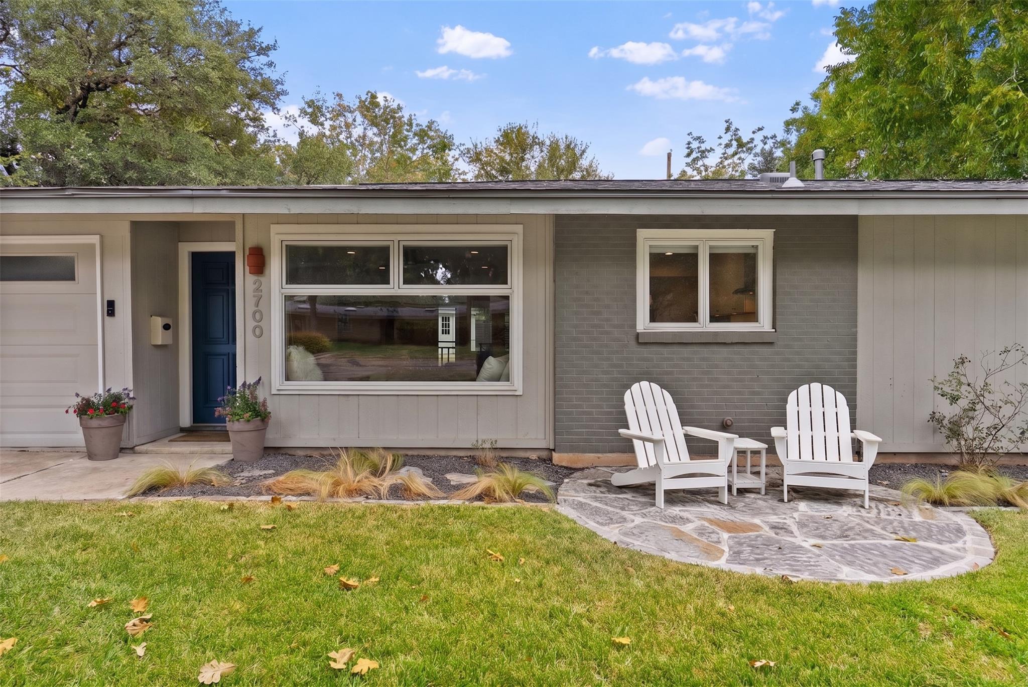 2700 Addison Ave — photo 3