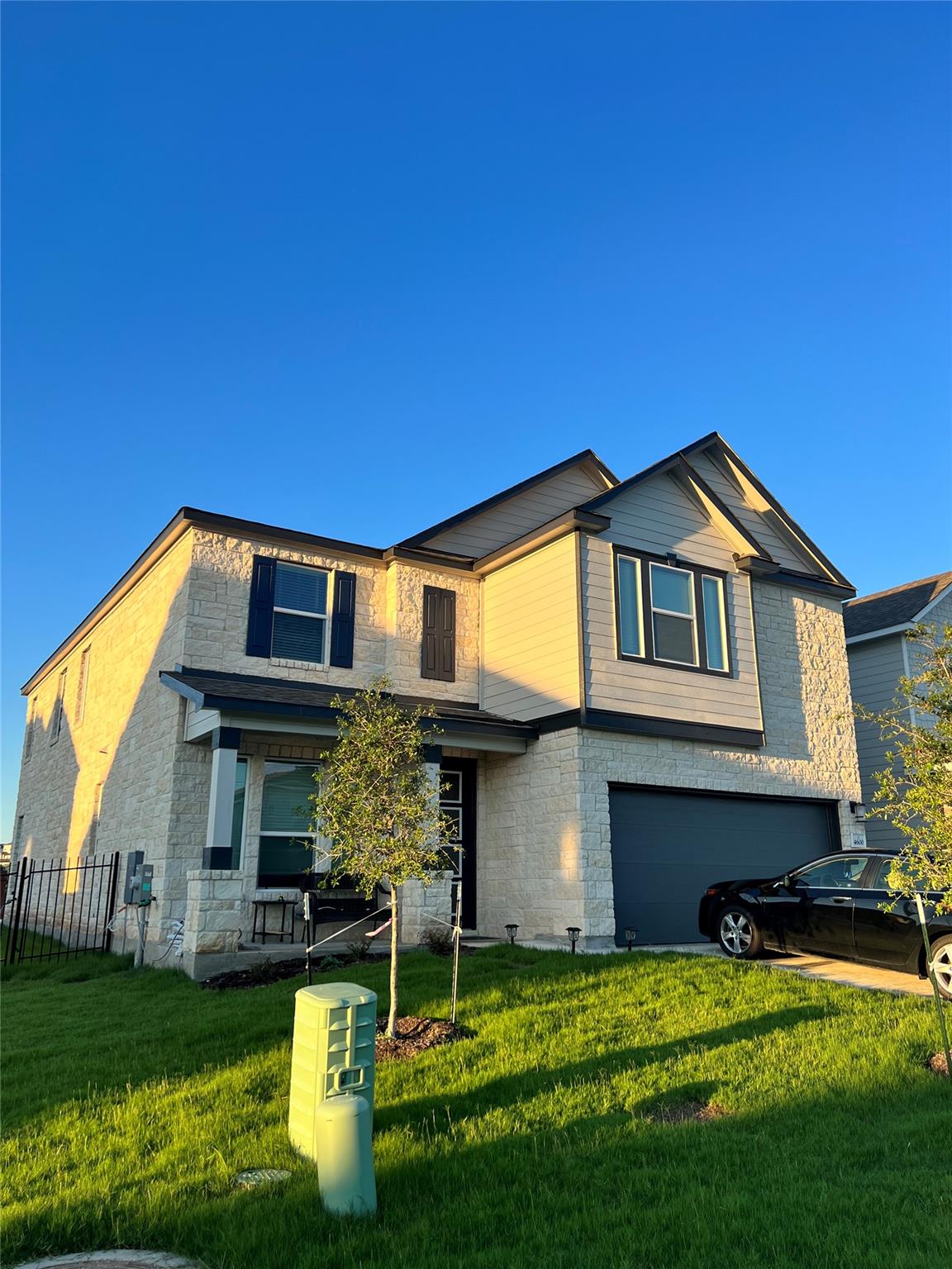 4600 Colmar DR — photo 4