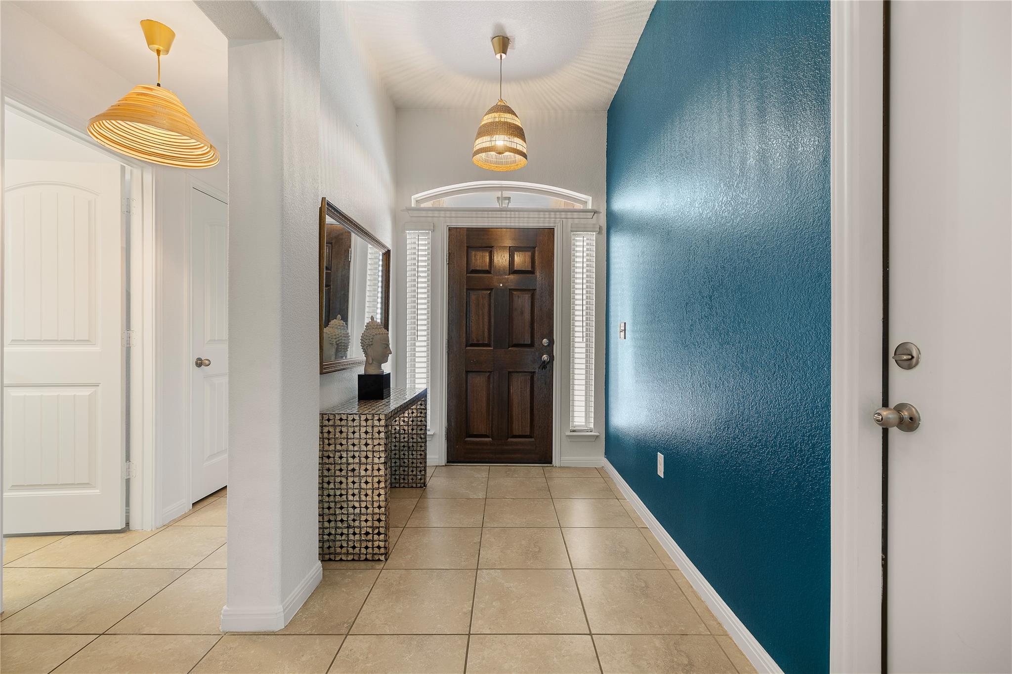 633 Schefer ST — photo 4