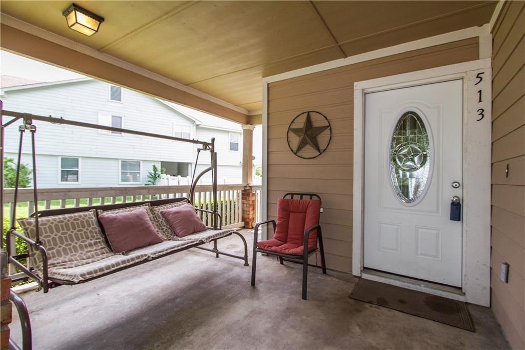 513 Crater Lake DR — photo 4