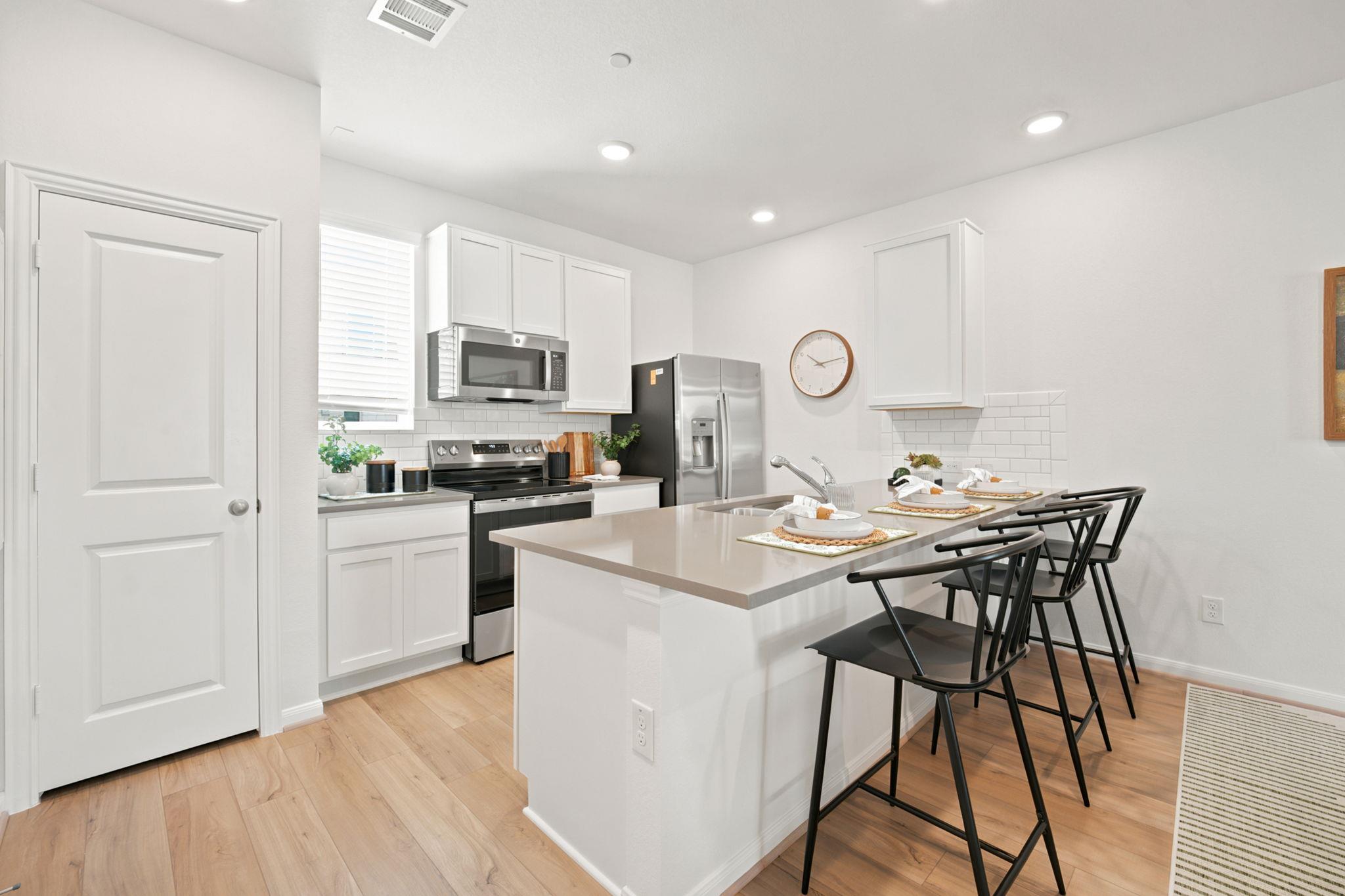 500 Municipal DR #103 — photo 4