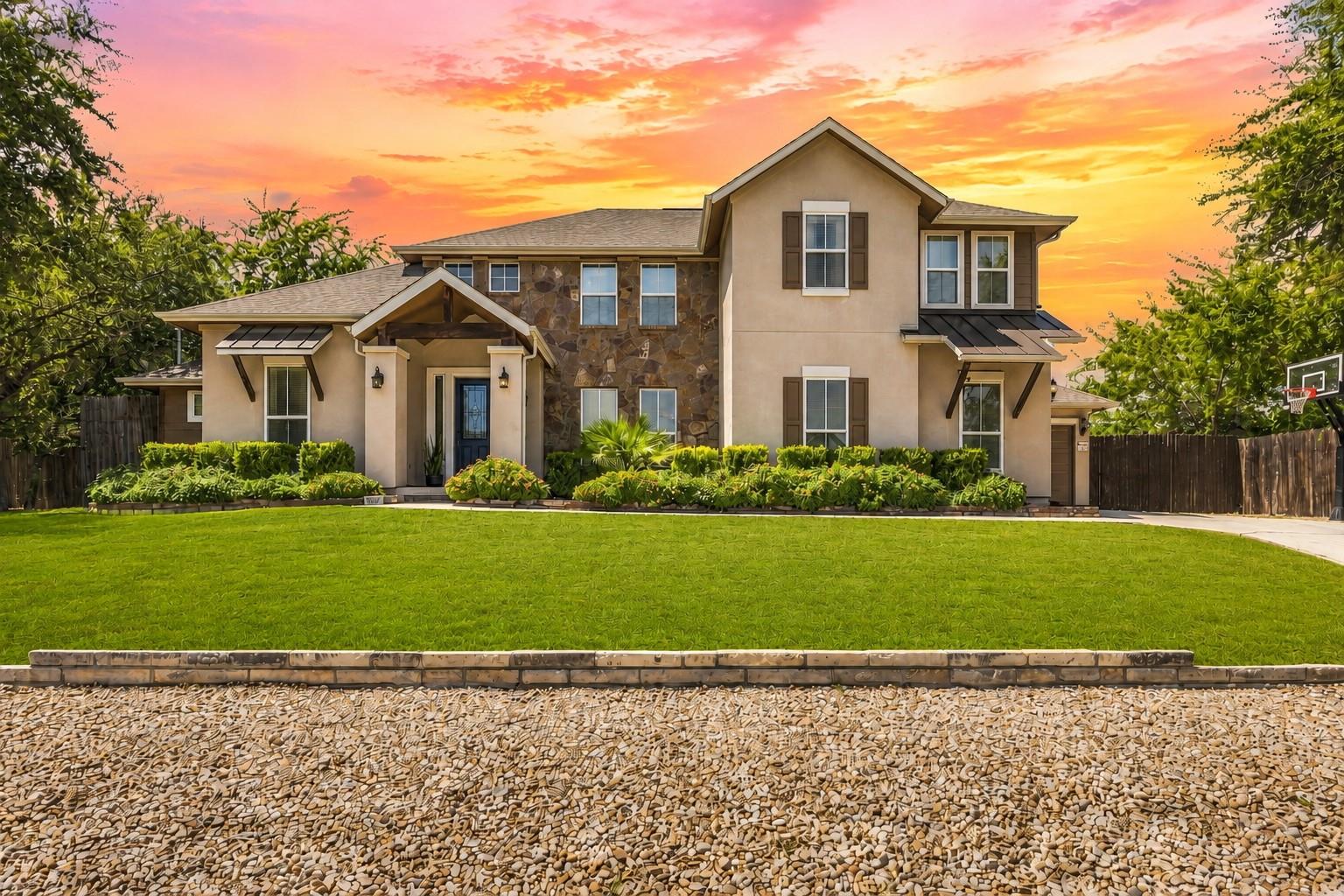 1010 Canyon Edge DR