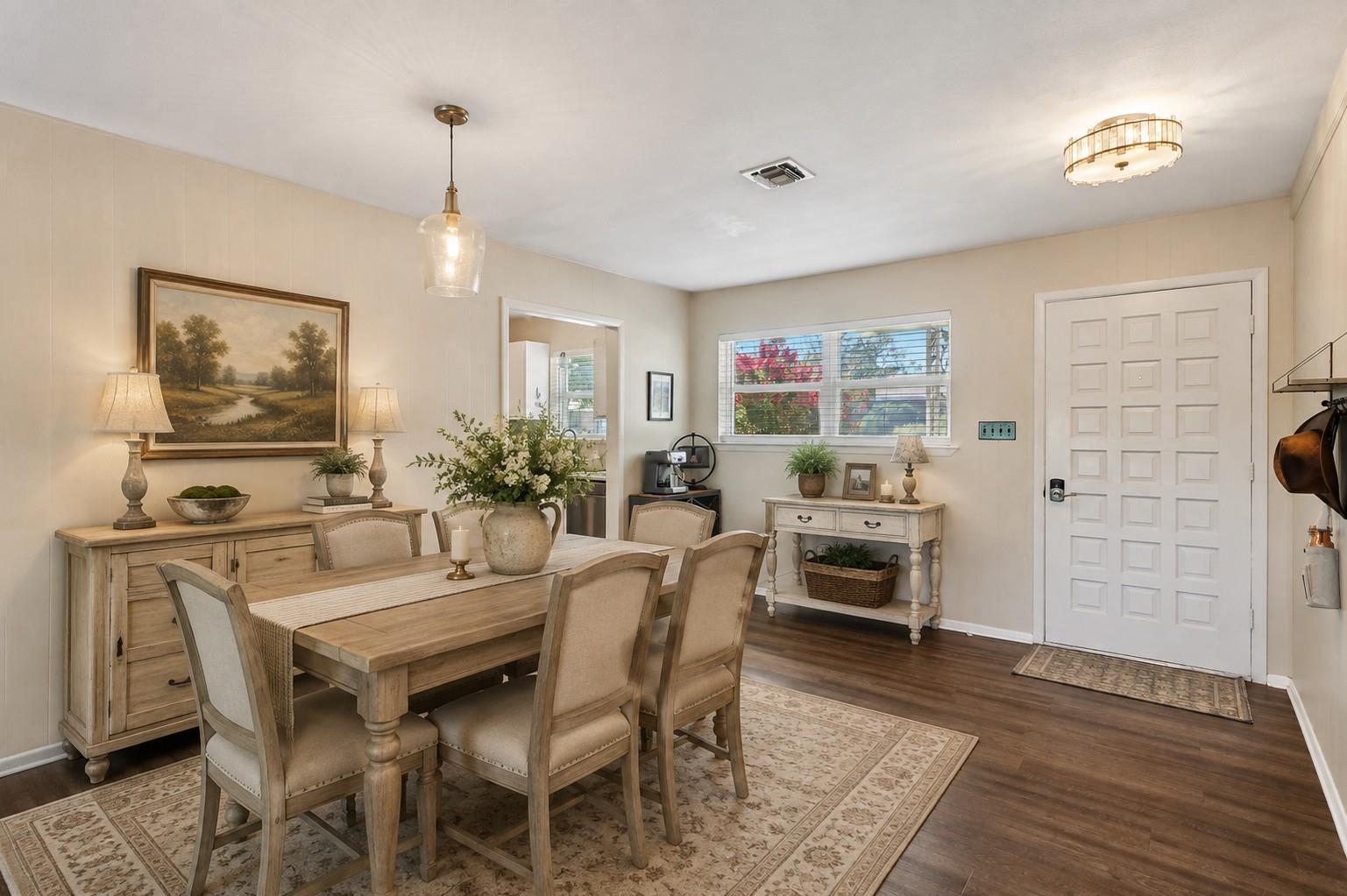 115 Village DR — photo 3