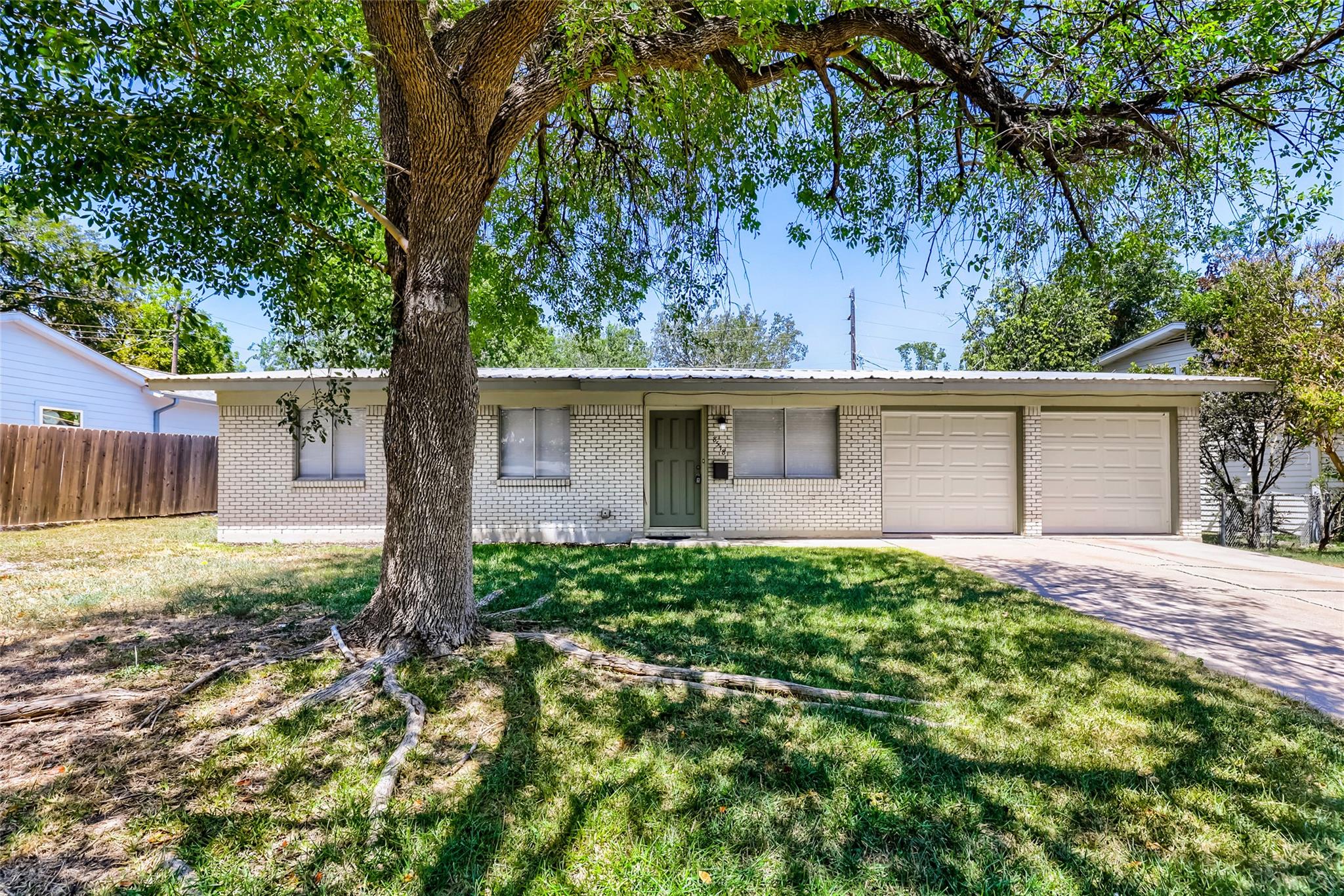 8518 Brookfield DR