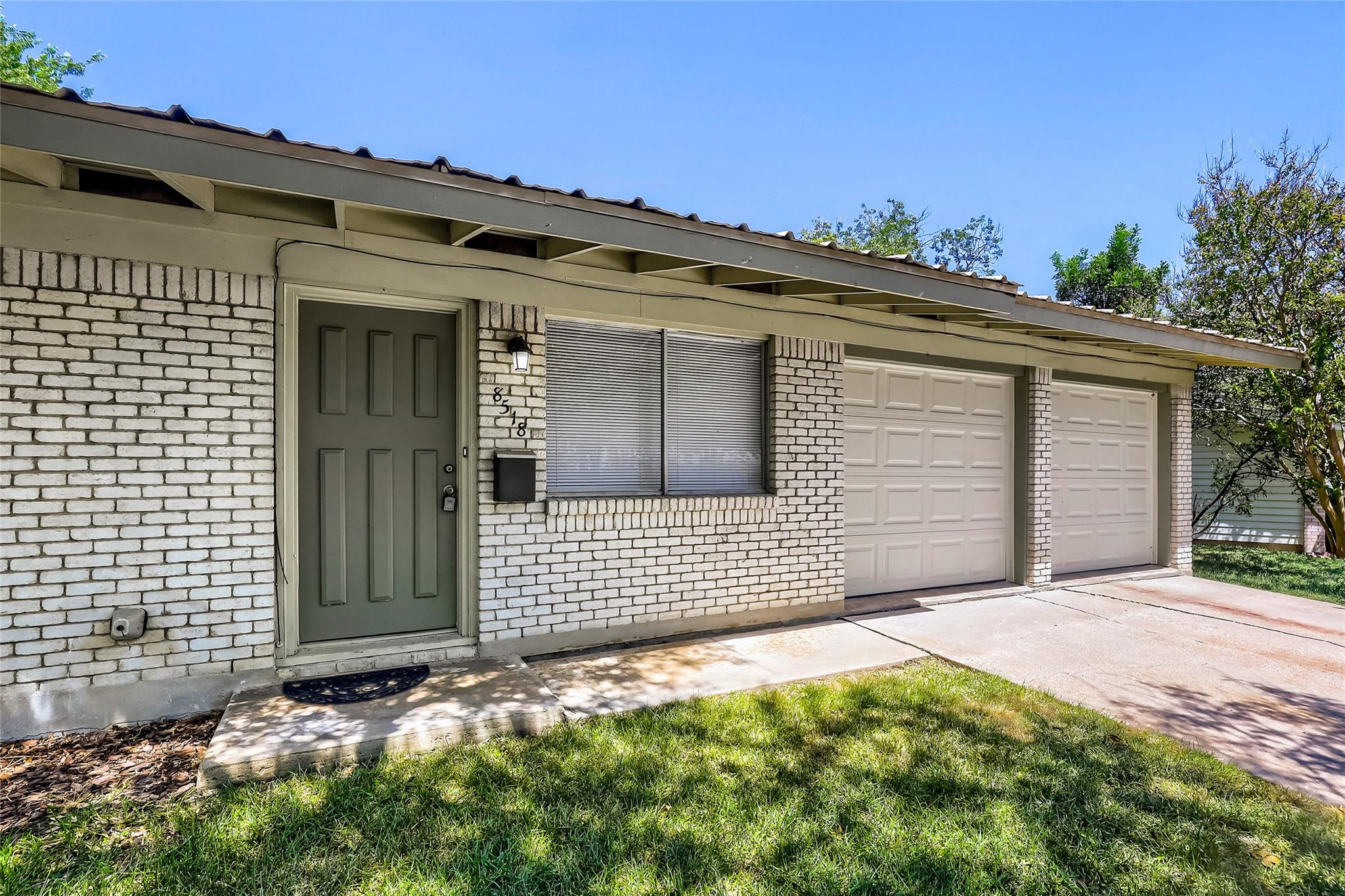 8518 Brookfield DR — photo 5