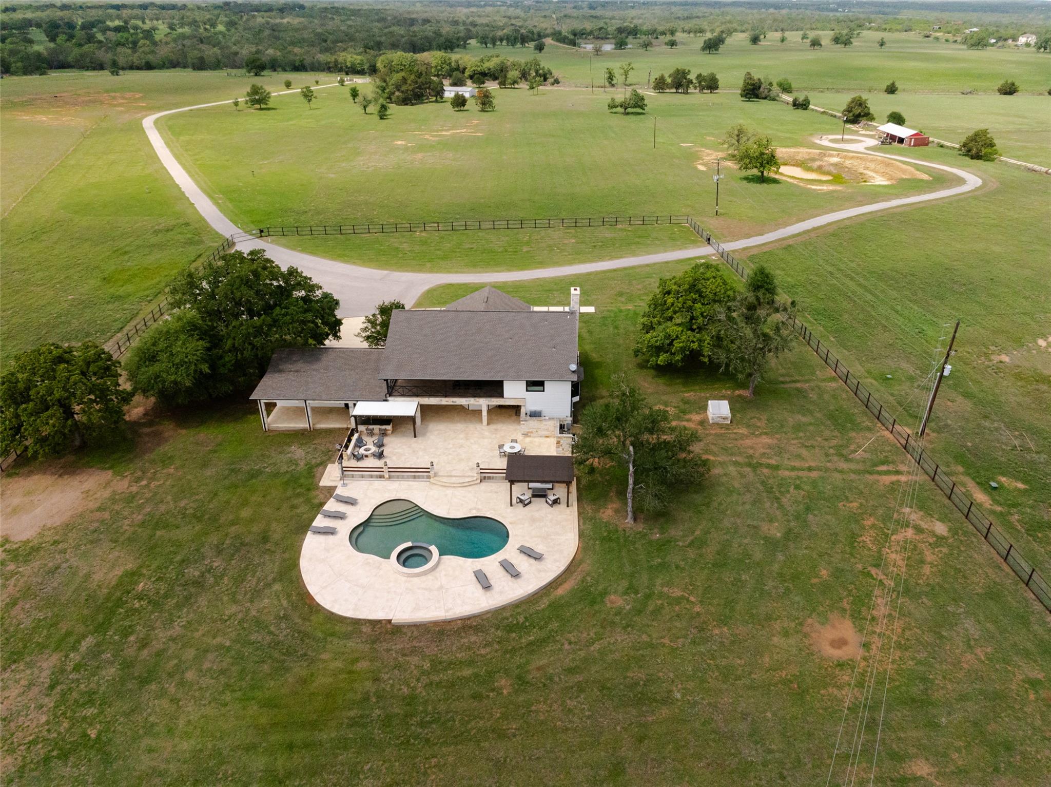 191 Cedar Creek DR — photo 3