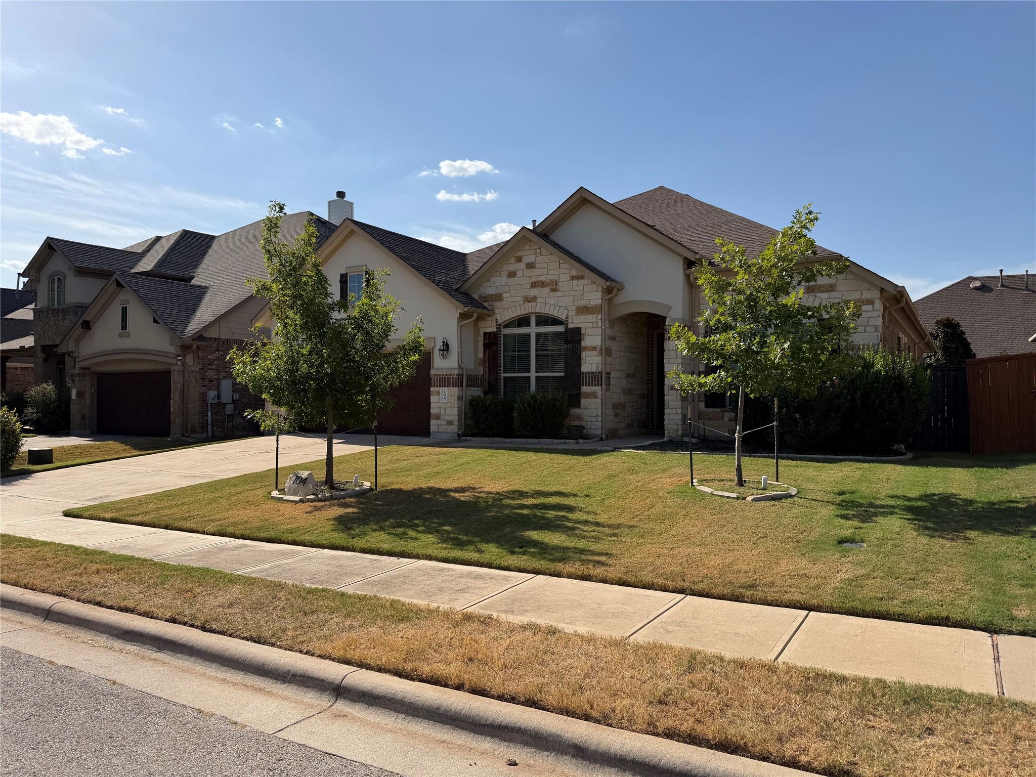 104 Canyon Lake LN — photo 4