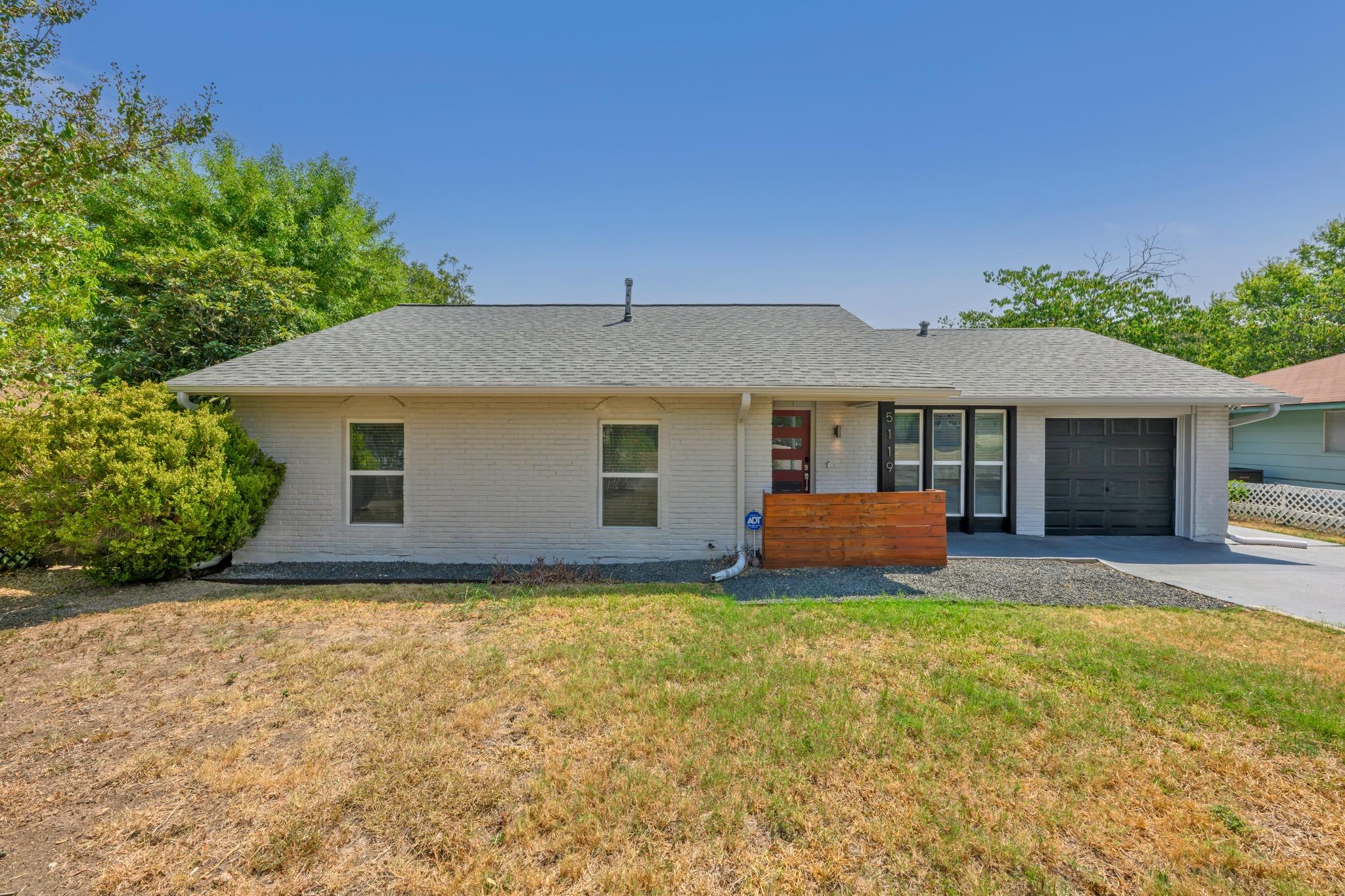 5119 Provencial DR — photo 4