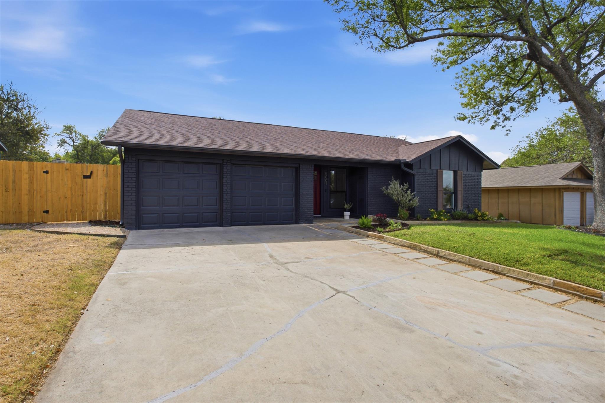 5001 Bundyhill DR — photo 3