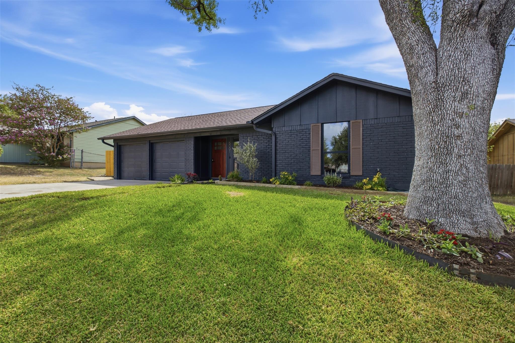 5001 Bundyhill DR — photo 4