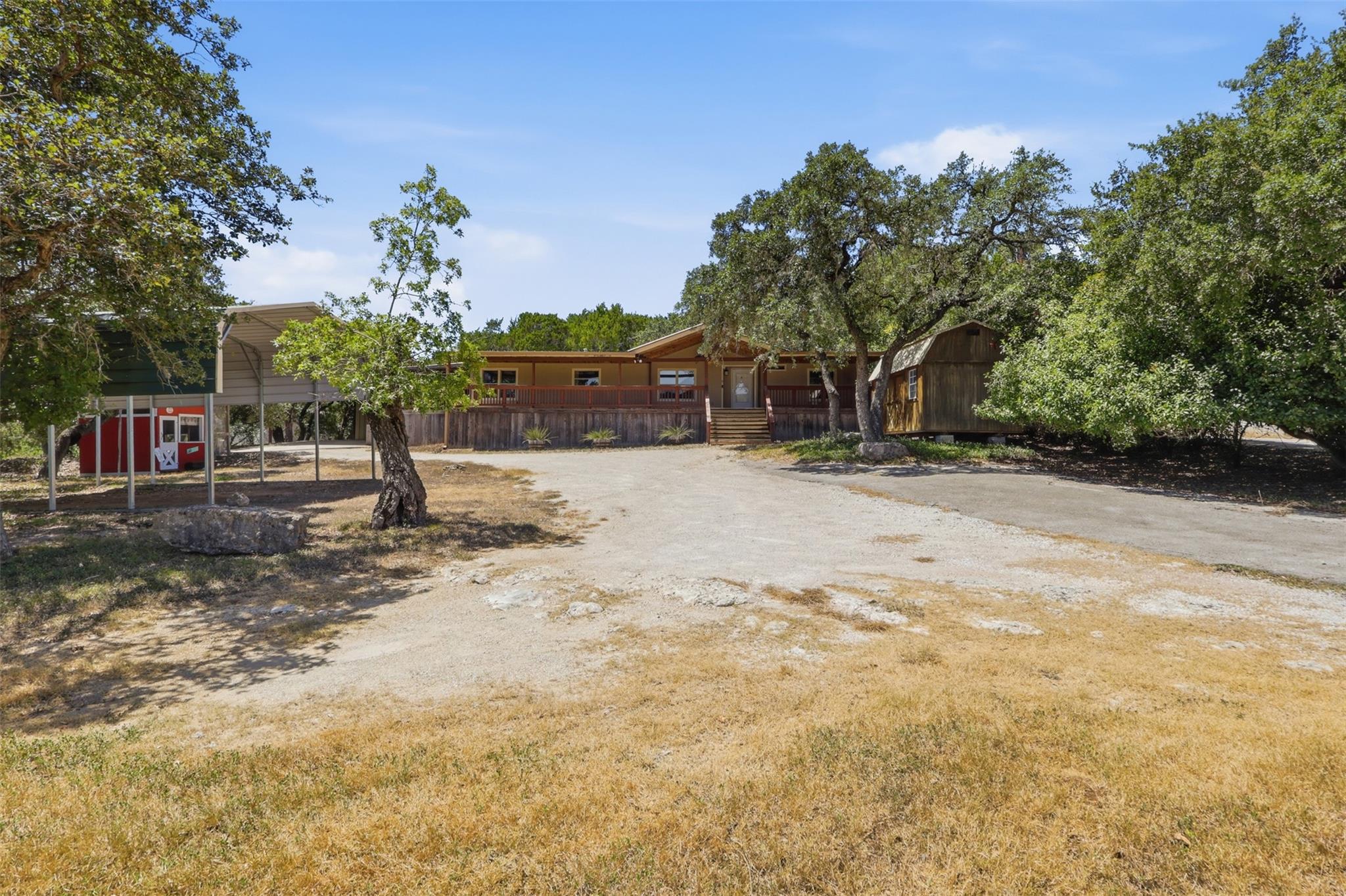 833 Nelson DR — photo 3