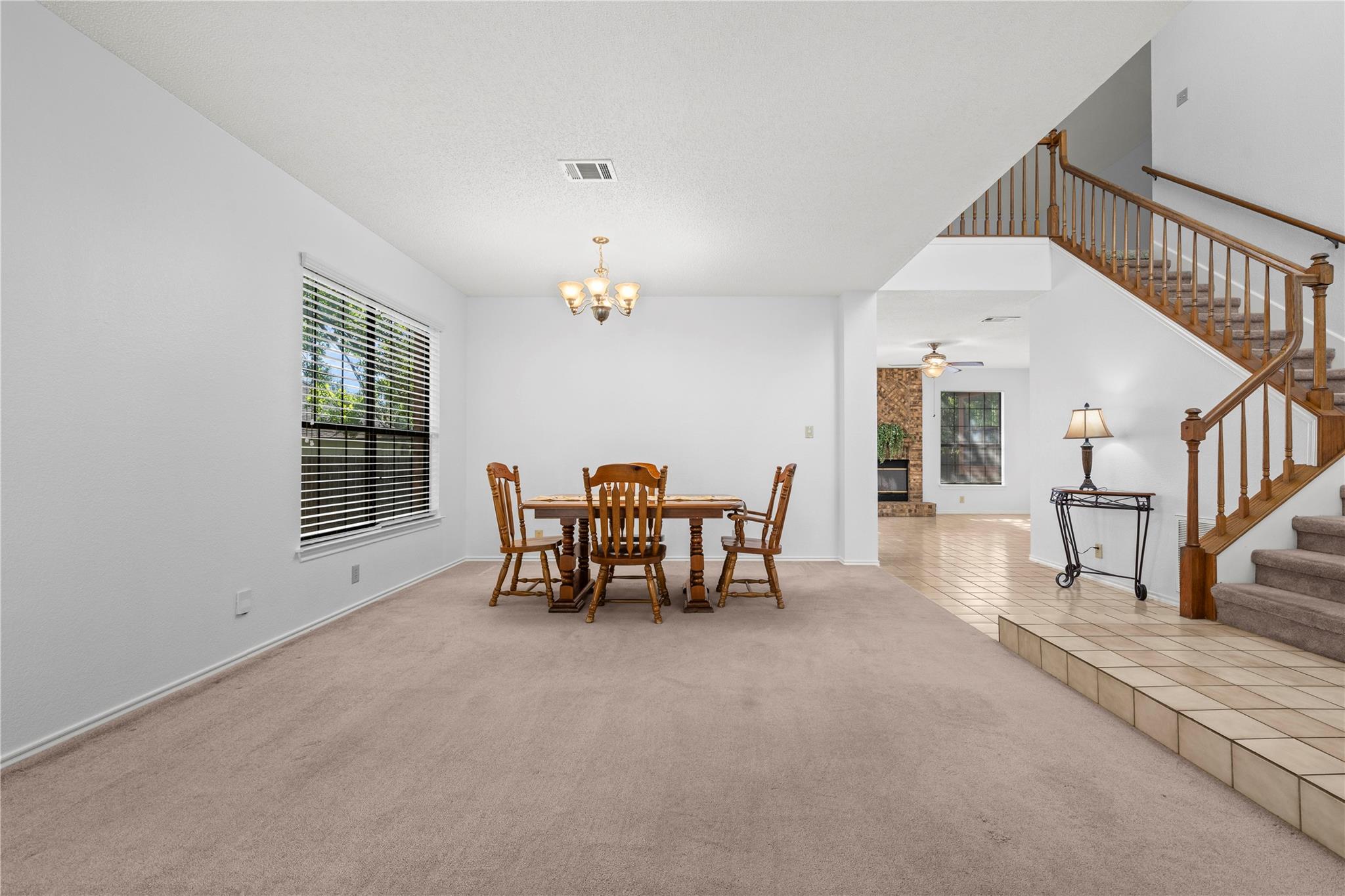 1203 Bobwhite CT — photo 4