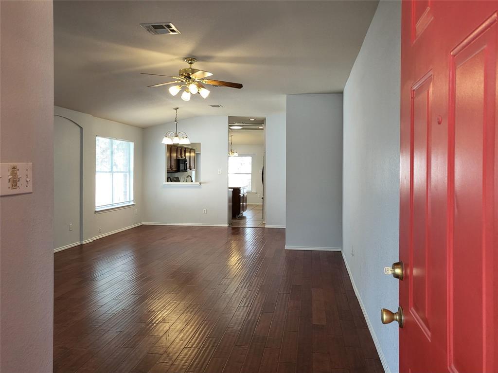 3129 Jazz ST — photo 4