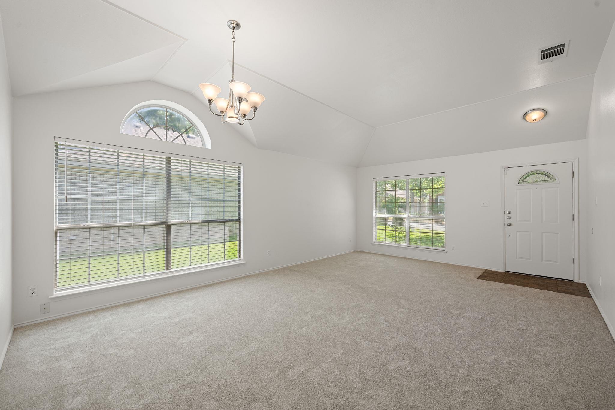 3936 Kristencreek LN — photo 4