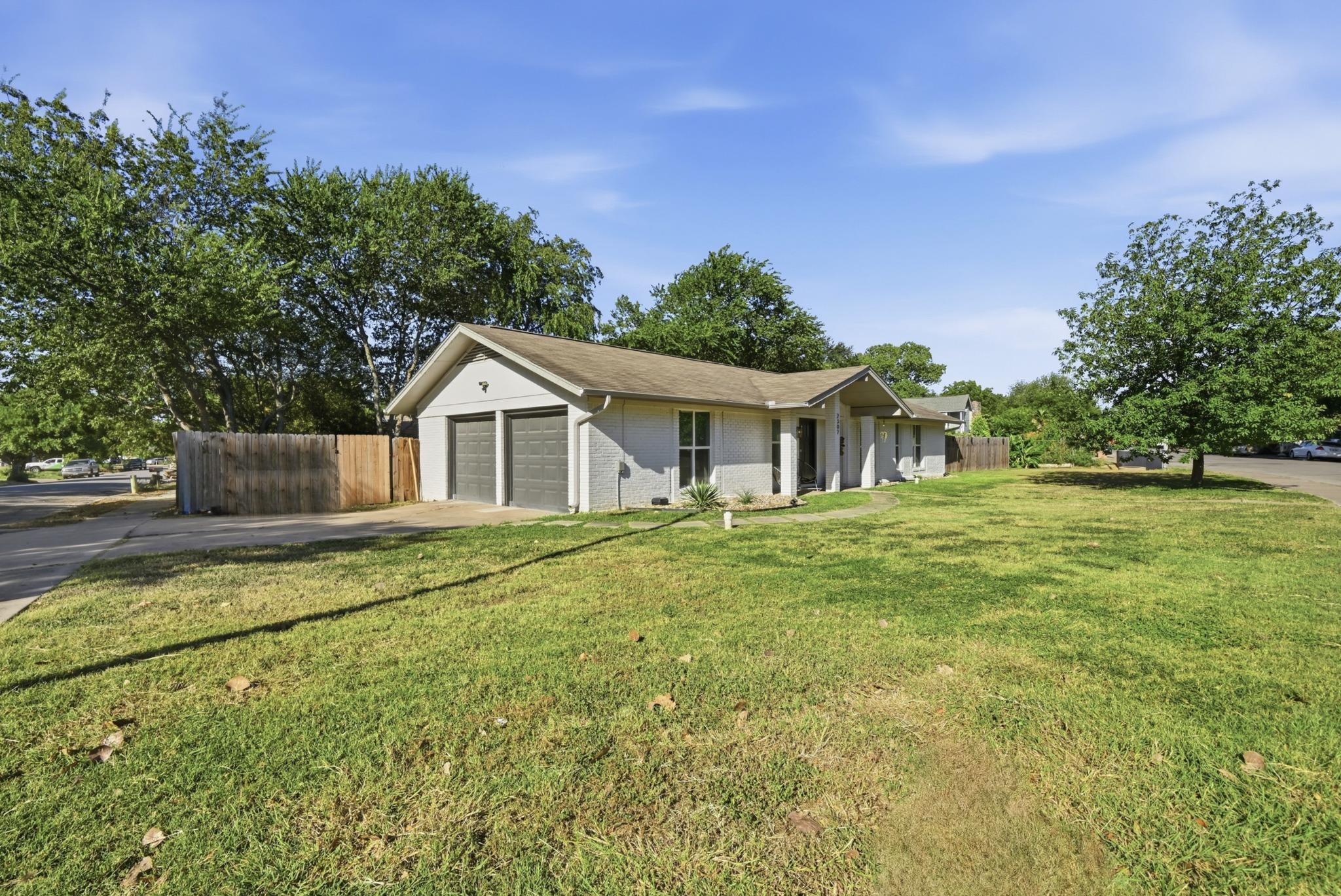 2307 Deadwood DR — photo 5