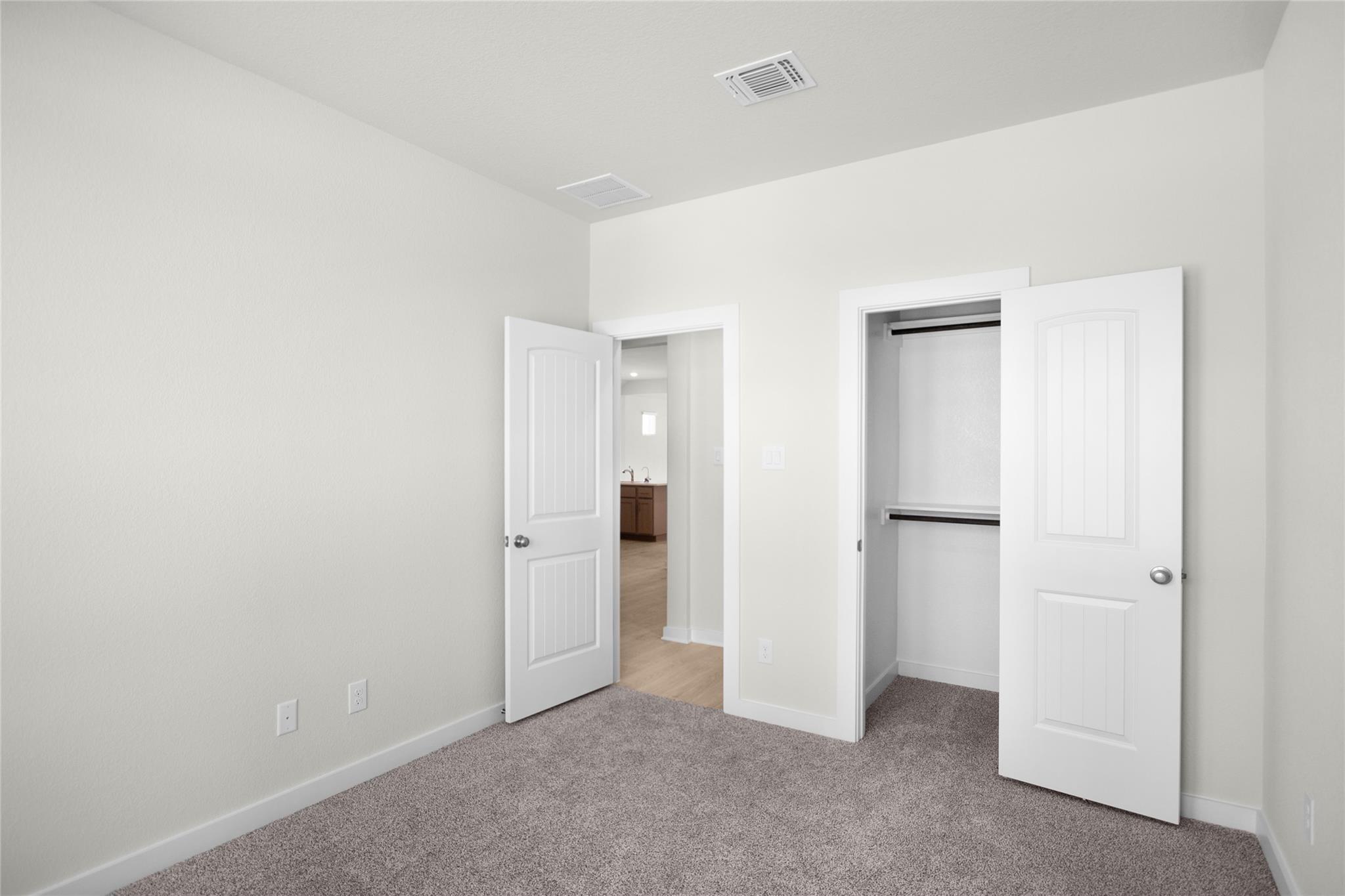 19509 Erna DR — photo 5