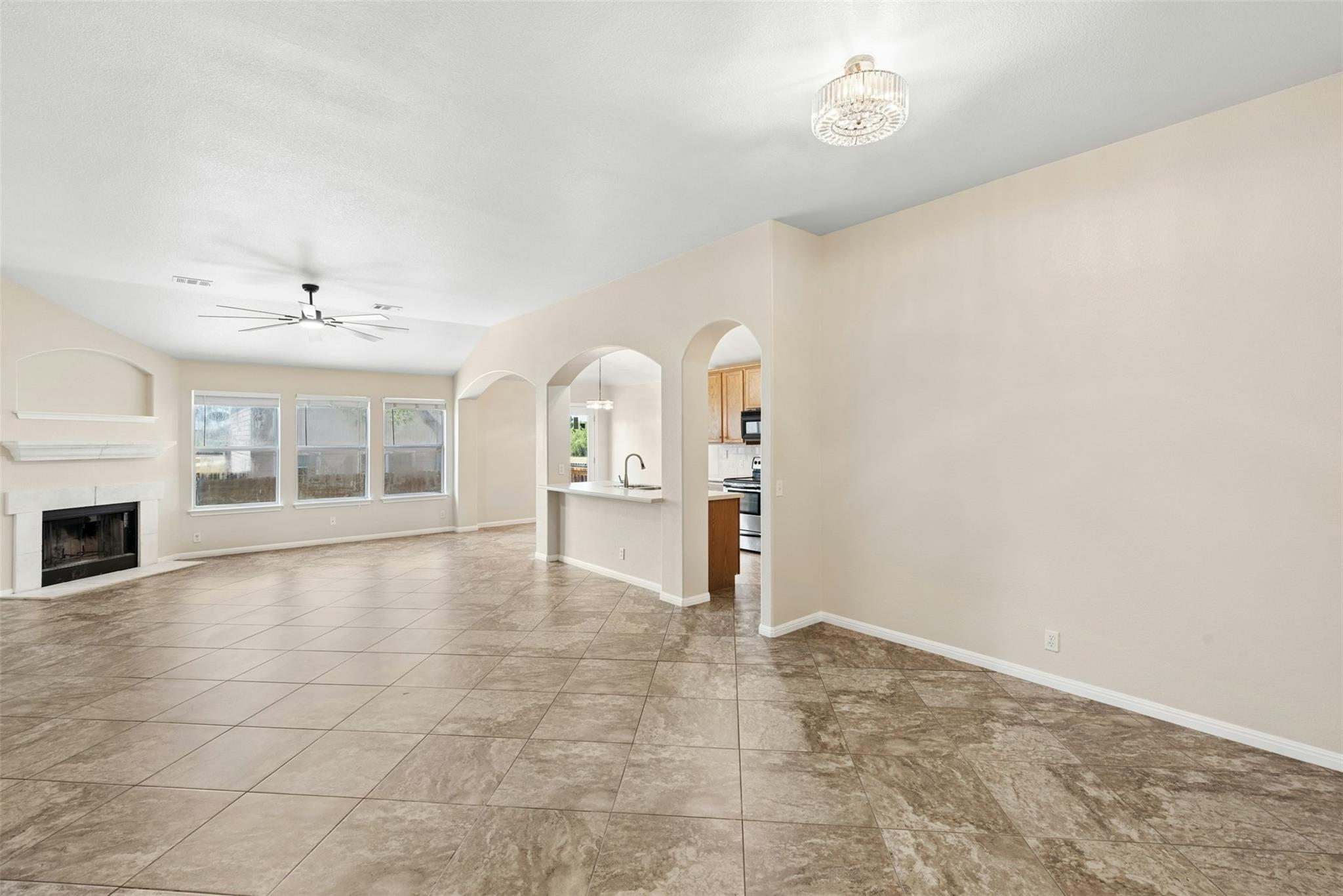 11407 Murchison ST — photo 4