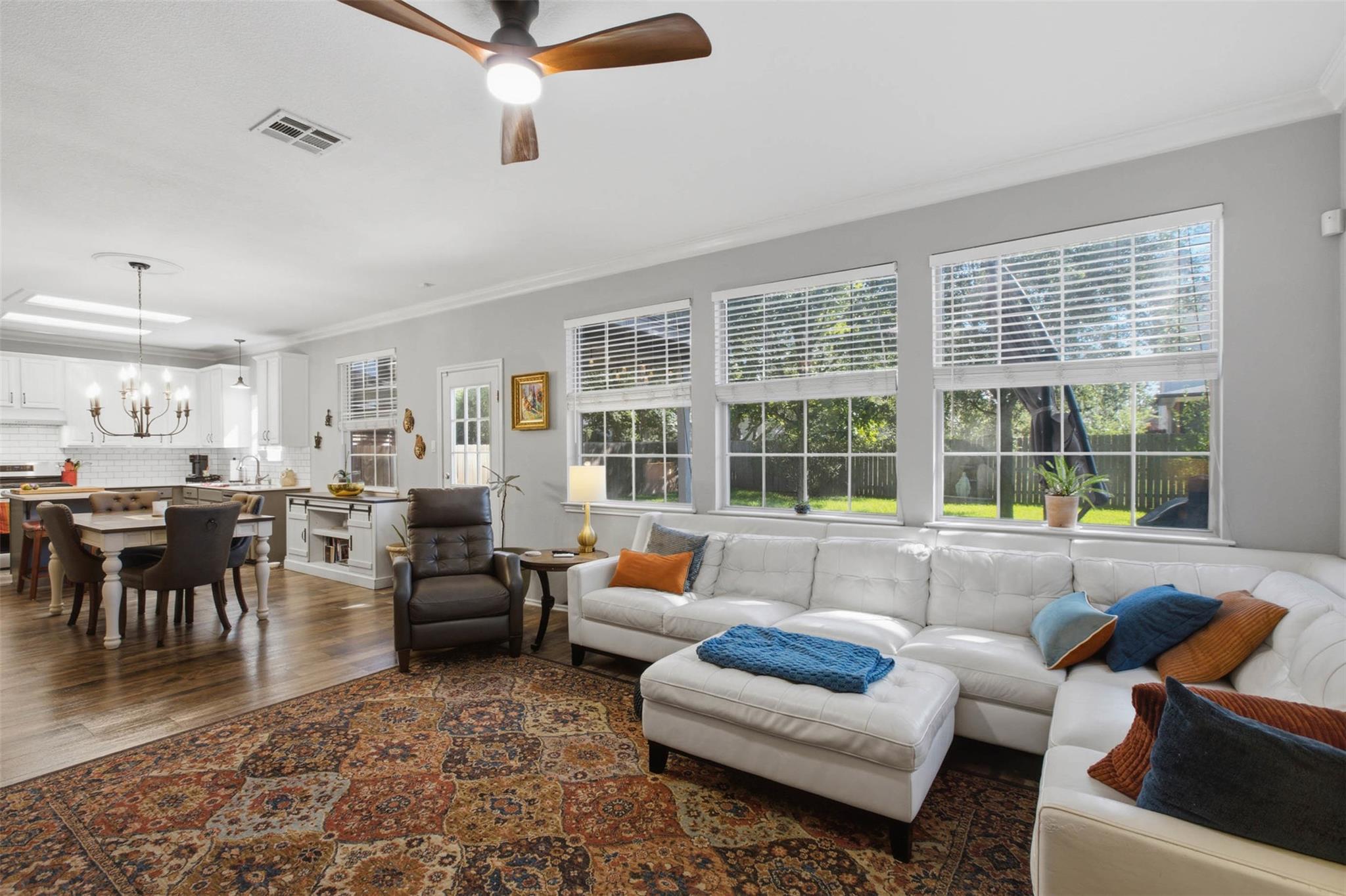 3309 Tavistock DR — photo 5