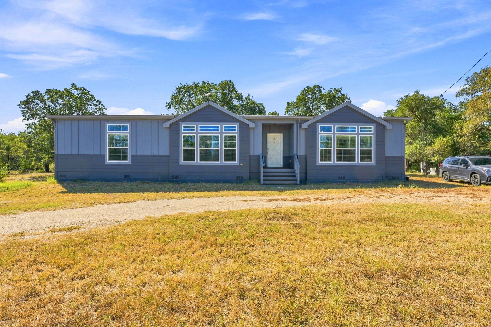 615 Green Acre DR — photo 3