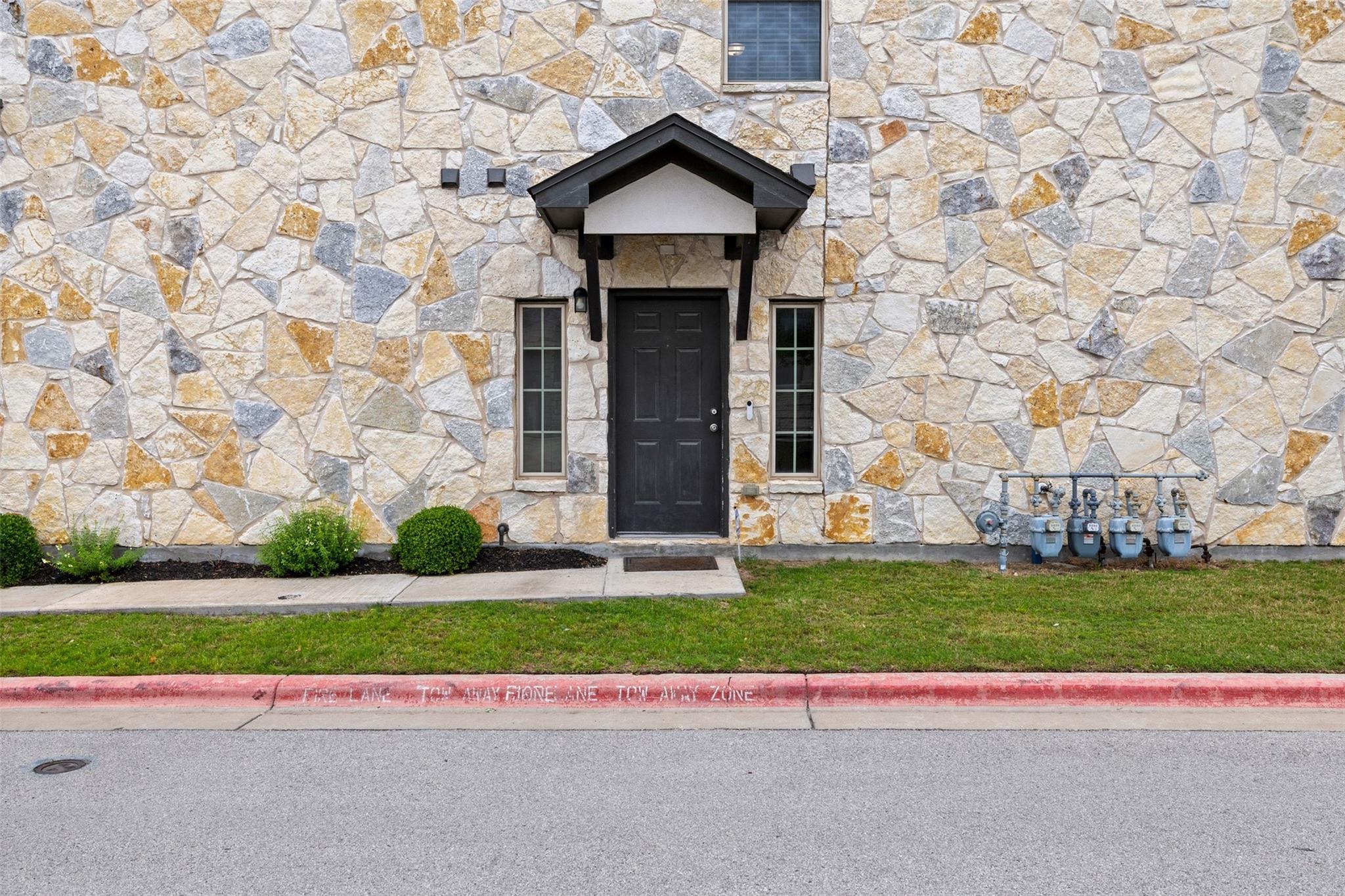 1615 Airedale RD #1504 — photo 5