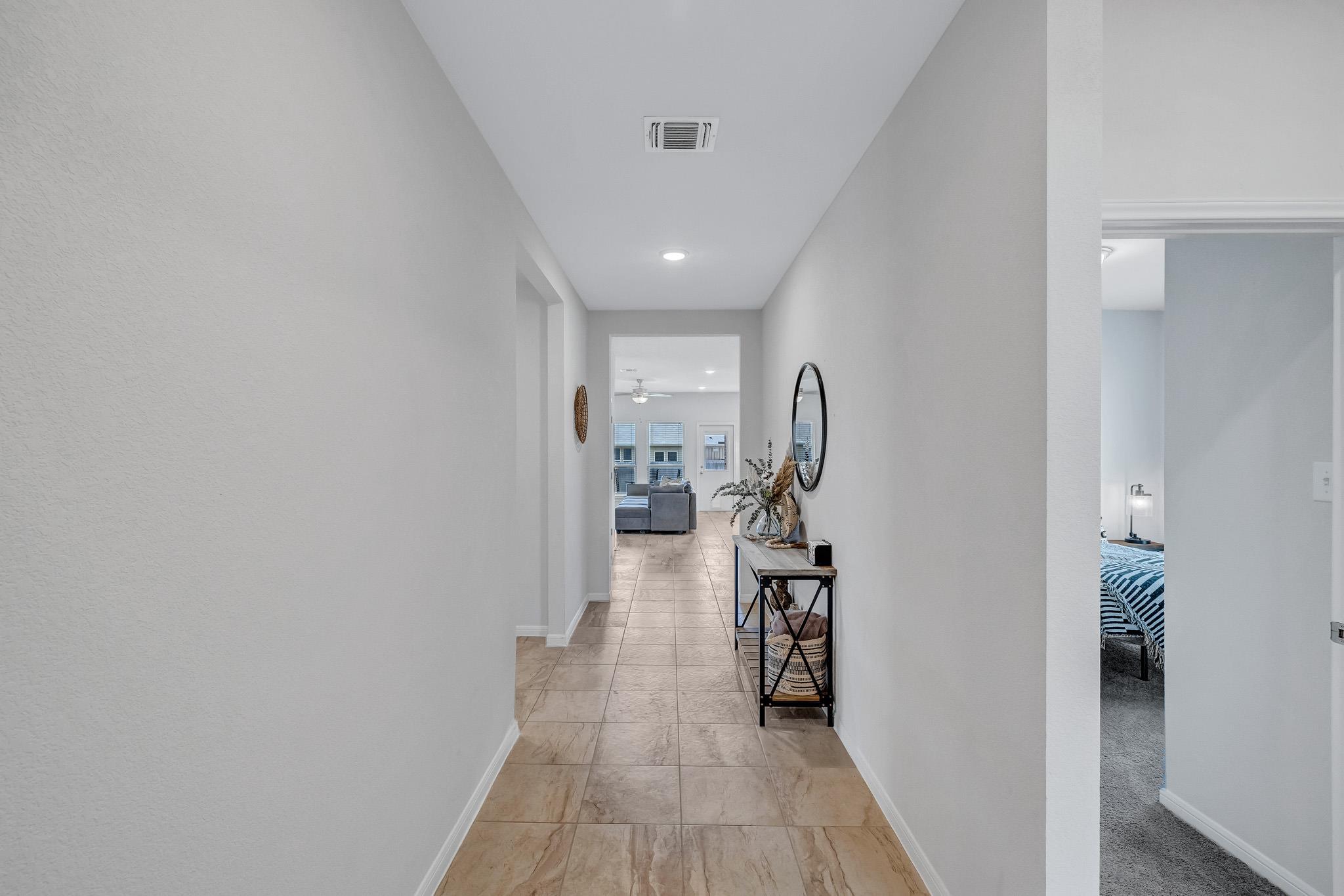 717 Friars Tuck DR — photo 5