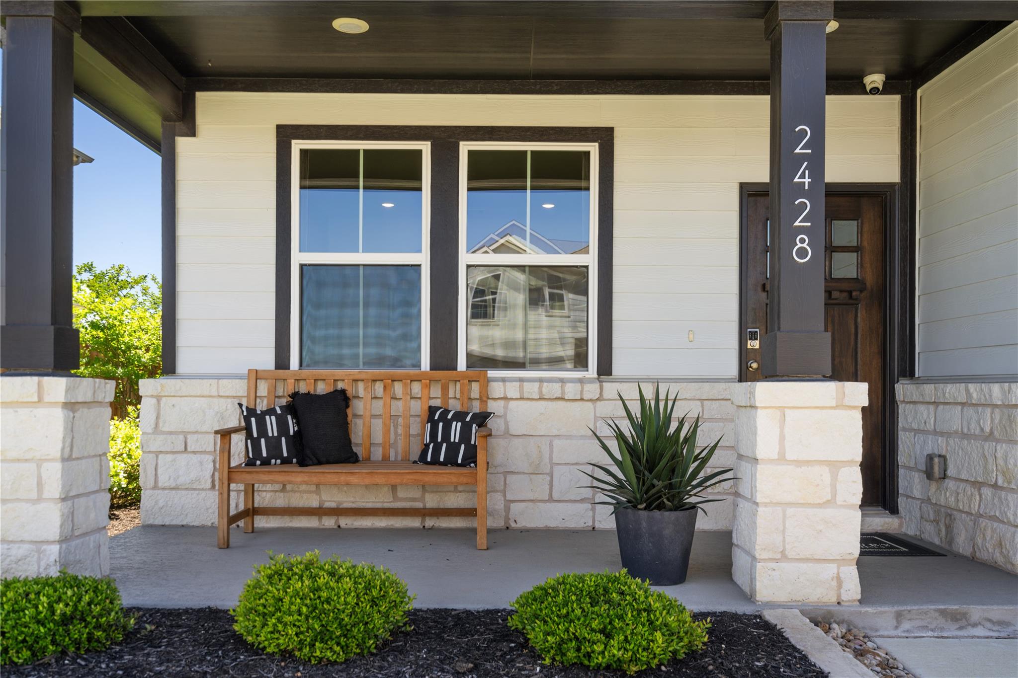 2428 Ekvall DR — photo 3