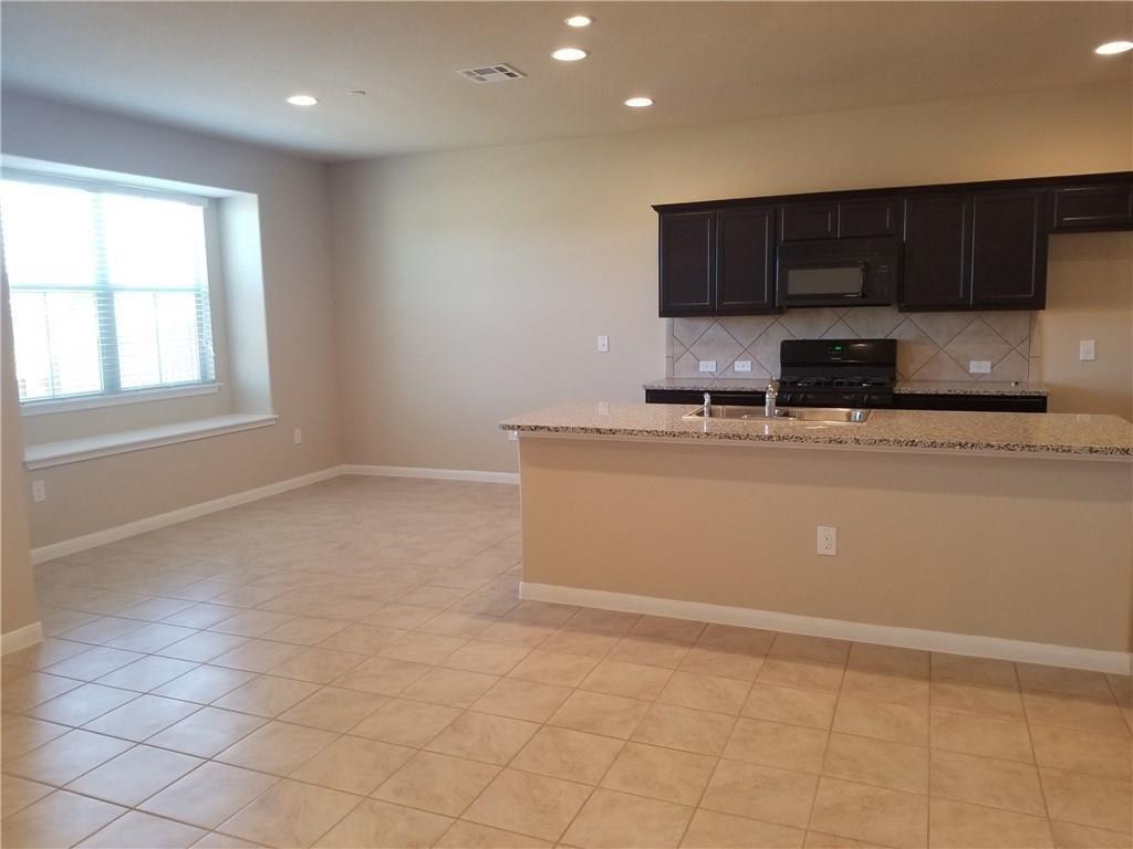 2880 Donnell DR #103 — photo 5