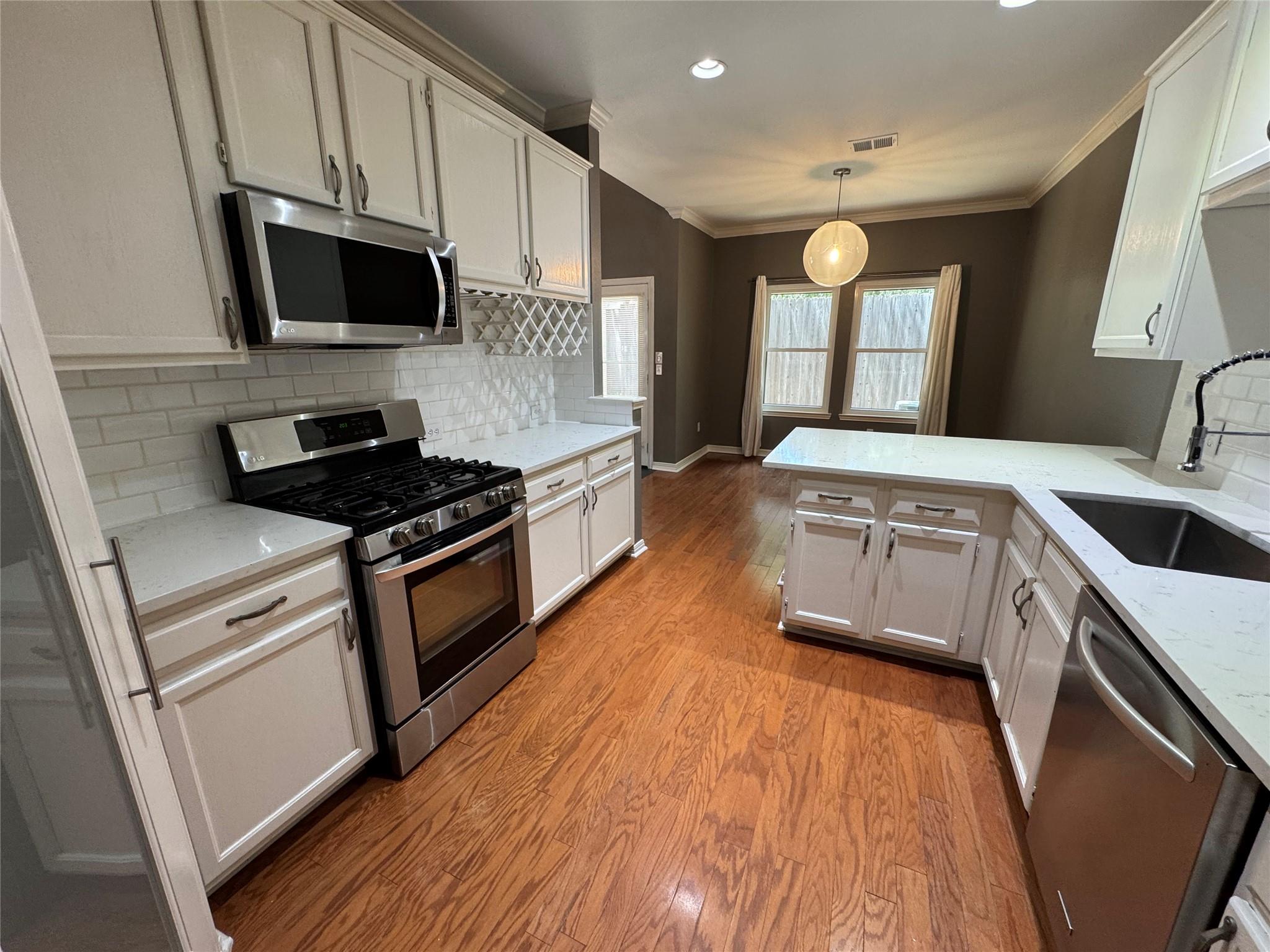 12212 Brigadoon LN #147 — photo 5