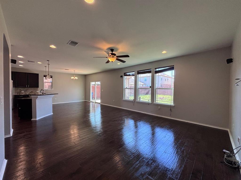1405 Berlin LN — photo 3