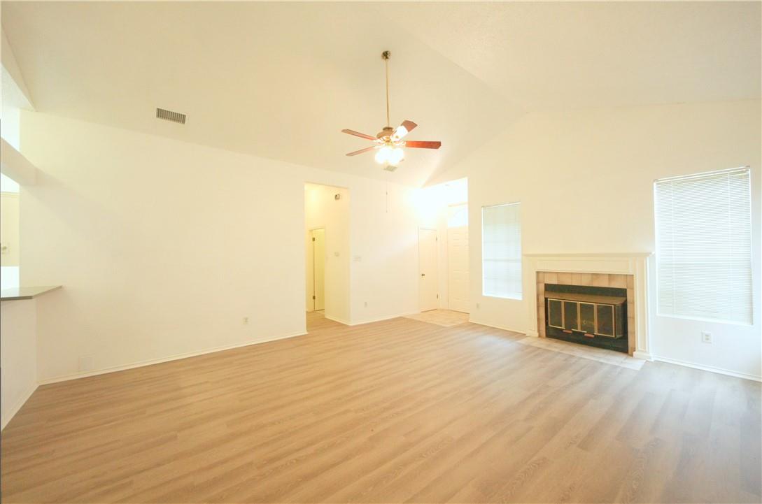 8200 Cahill DR — photo 4