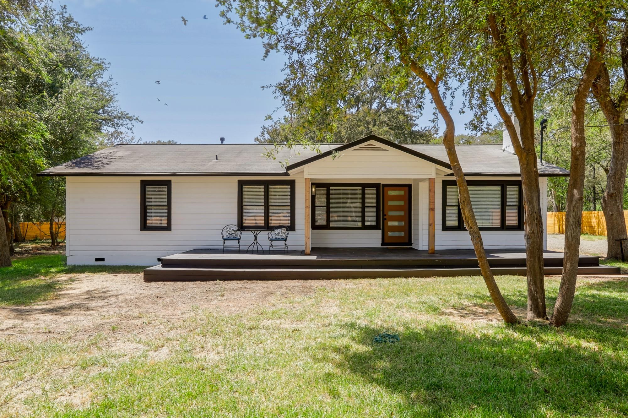 8904 Chisholm LN — photo 3