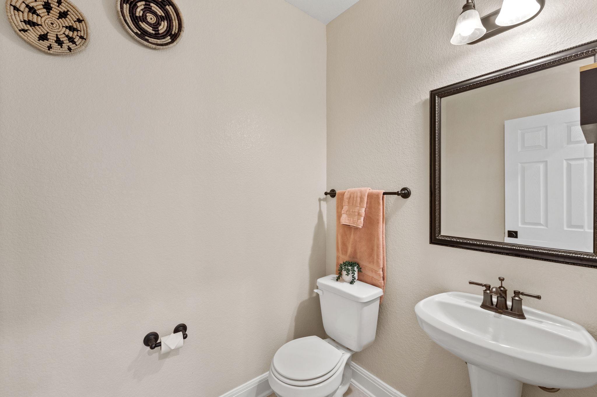 2950 Old Settlers BLVD #11 — photo 5