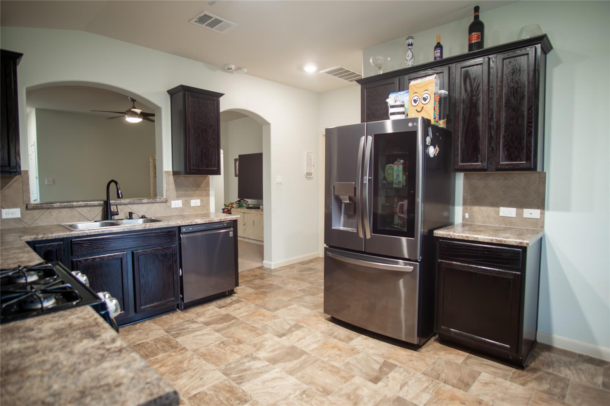 6912 Plains Crest DR — photo 5