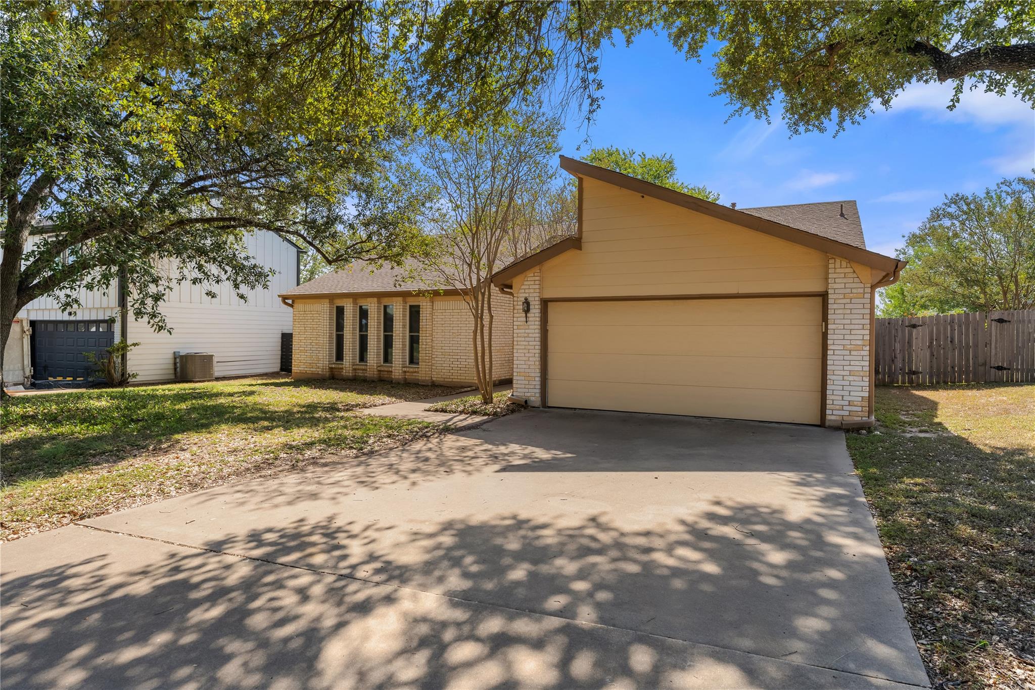 11803 Hyacinth DR — photo 3