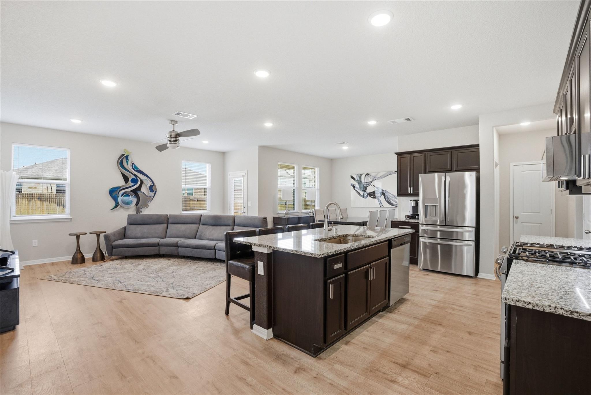 1224 Vogel DR — photo 4